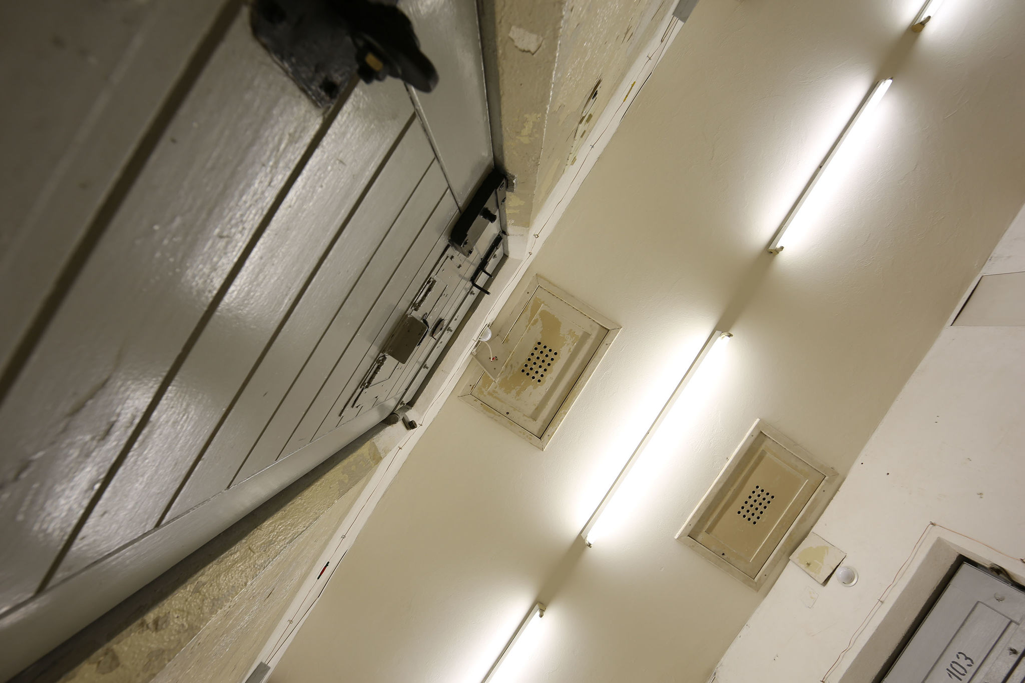 Aufnahmen vom 20.1.2013 des Raums 12a im Erdgeschoss des Nordflügels der zentralen Untersuchungshaftanstalt des Ministerium für Staatssicherheit der Deutschen Demokratischen Republik in Berlin-Hohenschönhausen, Foto 32