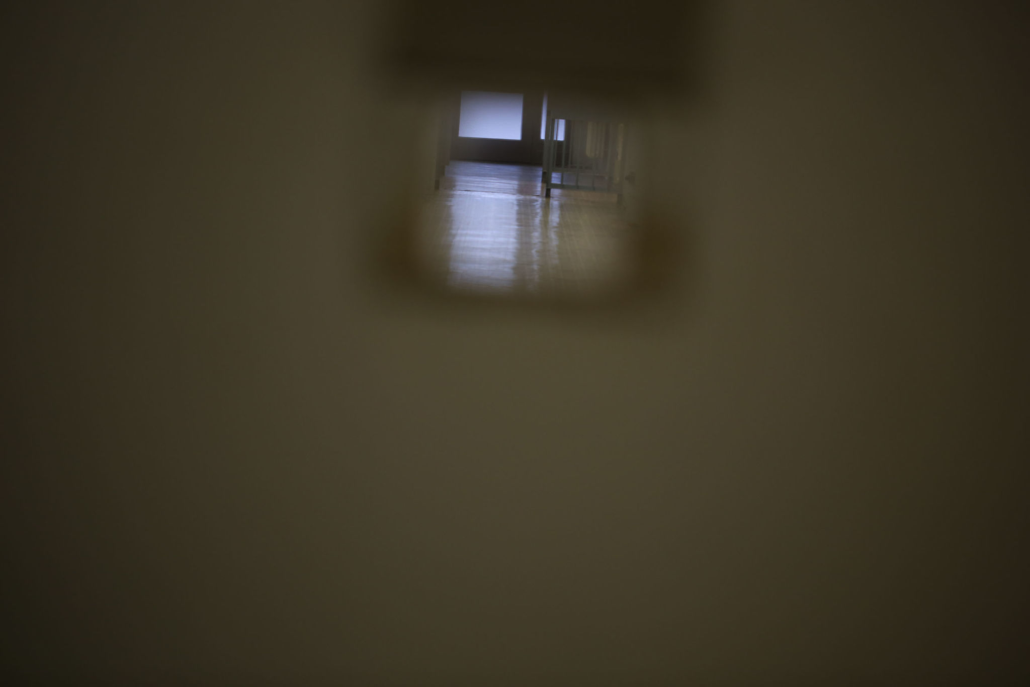 Aufnahmen vom 25.12.2012 des Raums 11 im Erdgeschoss des Nordflügels der zentralen Untersuchungshaftanstalt des Ministerium für Staatssicherheit der Deutschen Demokratischen Republik in Berlin-Hohenschönhausen, Foto 1906