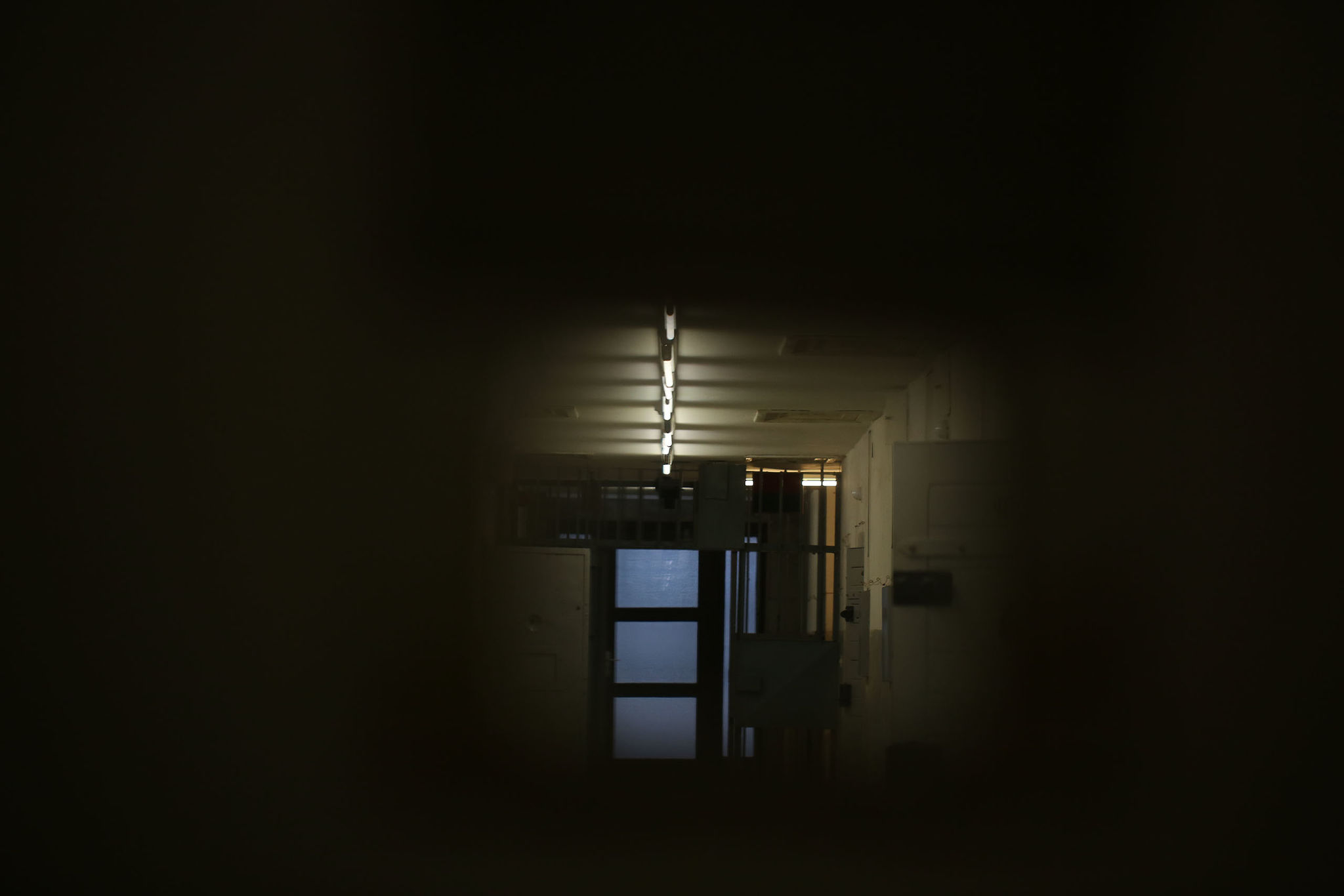 Aufnahmen vom 25.12.2012 des Raums 11 im Erdgeschoss des Nordflügels der zentralen Untersuchungshaftanstalt des Ministerium für Staatssicherheit der Deutschen Demokratischen Republik in Berlin-Hohenschönhausen, Foto 1811