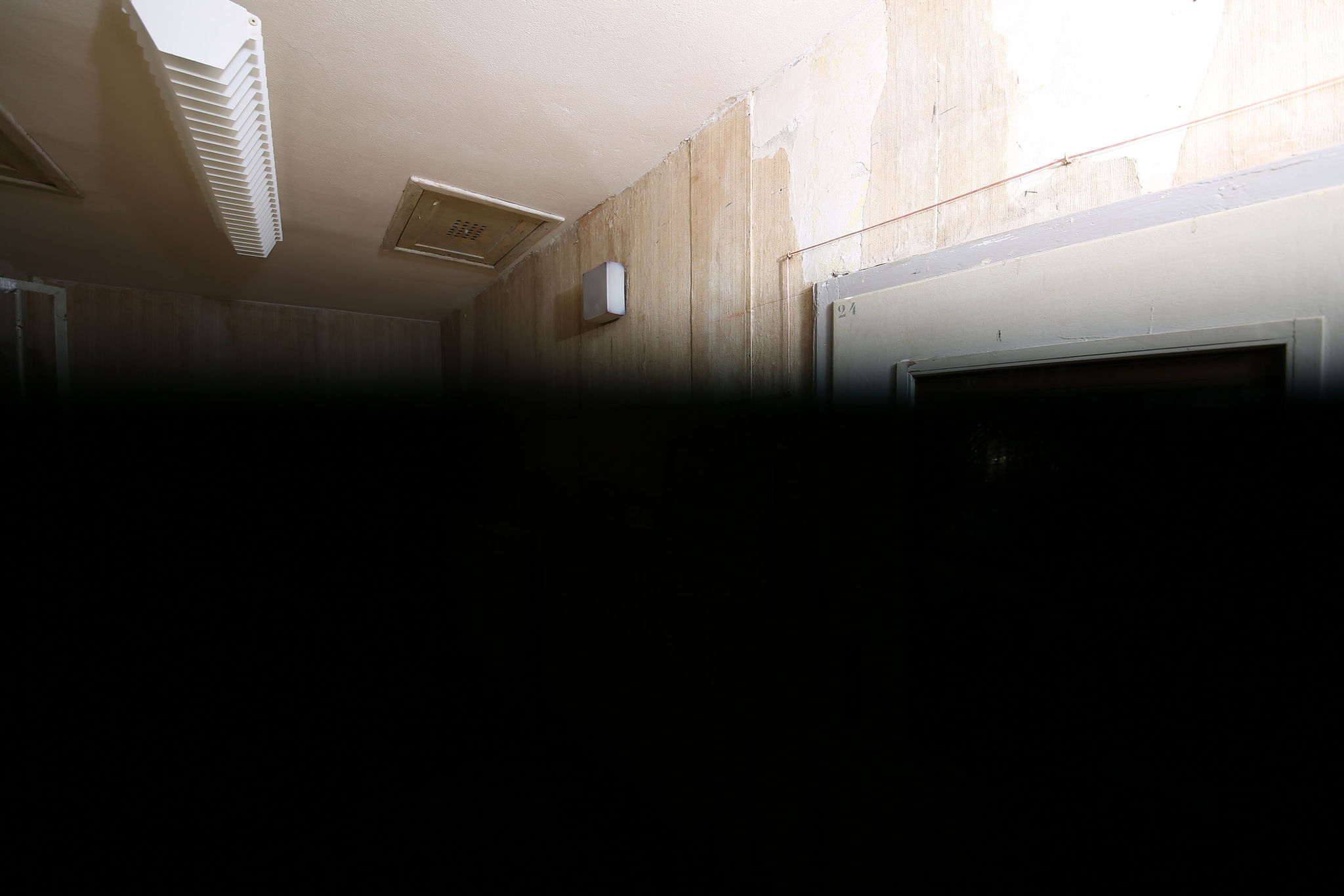 Aufnahmen vom 25.12.2012 des Raums 11 im Erdgeschoss des Nordflügels der zentralen Untersuchungshaftanstalt des Ministerium für Staatssicherheit der Deutschen Demokratischen Republik in Berlin-Hohenschönhausen, Foto 144