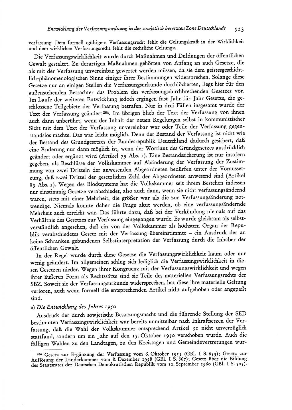 Entwicklung der Verfassungsordnung in der Sowjetzone Deutschlands [Sowjetische Besatzungszone (SBZ) Deutschlands, Deutsche Demokratische Republik (DDR)] 1945-1963, Seite 562 (Entw. VerfOrdn. SBZ DDR 1945-1963, S. 562)