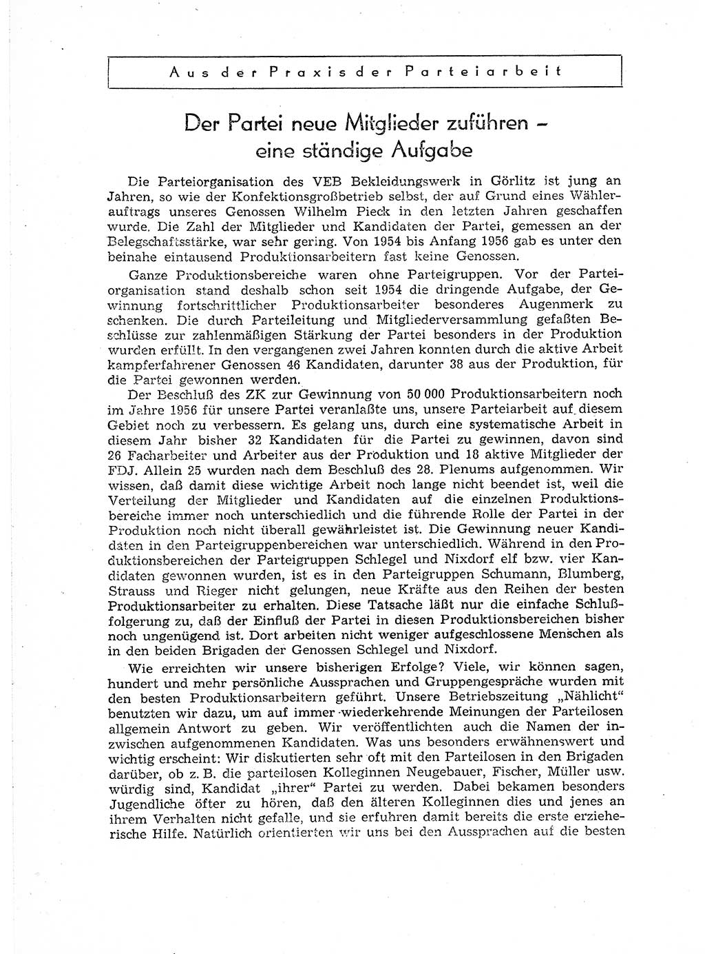 Neuer Weg (NW), Organ des Zentralkomitees (ZK) der SED (Sozialistische Einheitspartei Deutschlands) für Fragen des Parteiaufbaus und des Parteilebens, 12. Jahrgang [Deutsche Demokratische Republik (DDR)] 1957, Seite 18 (NW ZK SED DDR 1957, S. 18)