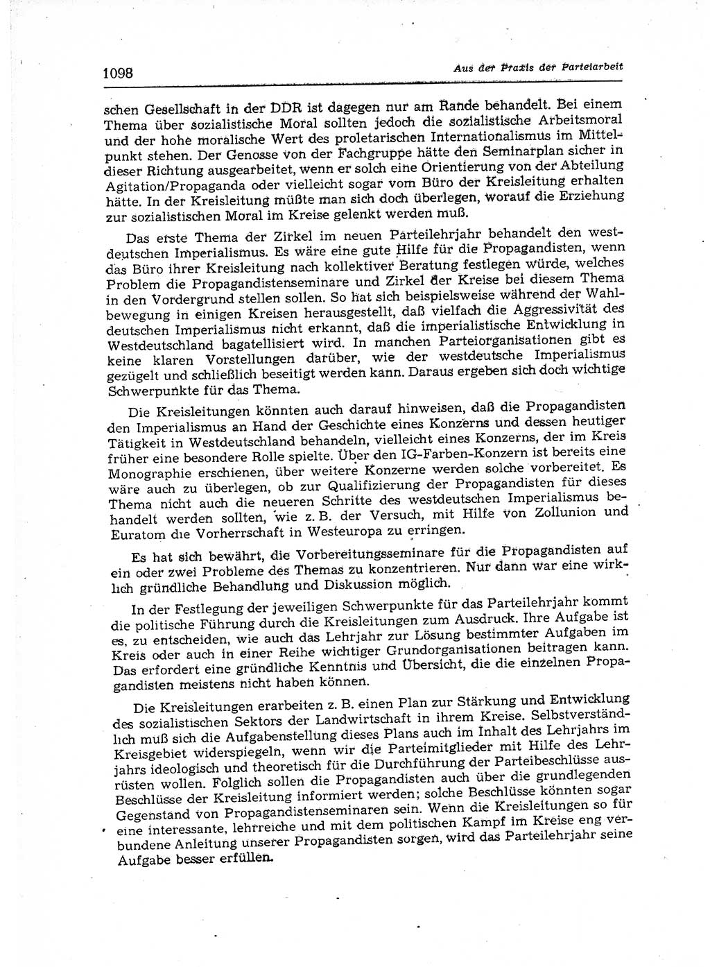 Neuer Weg (NW), Organ des Zentralkomitees (ZK) der SED (Sozialistische Einheitspartei Deutschlands) für Fragen des Parteiaufbaus und des Parteilebens, 12. Jahrgang [Deutsche Demokratische Republik (DDR)] 1957, Seite 1098 (NW ZK SED DDR 1957, S. 1098)