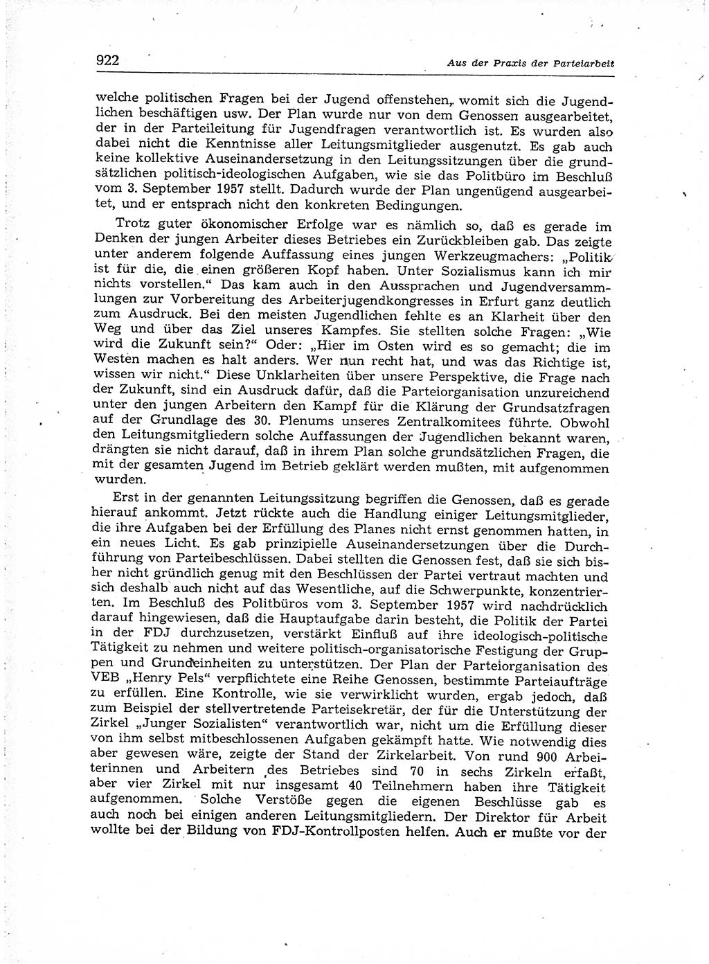 Neuer Weg (NW), Organ des Zentralkomitees (ZK) der SED (Sozialistische Einheitspartei Deutschlands) für Fragen des Parteiaufbaus und des Parteilebens, [Deutsche Demokratische Republik (DDR)] 13. Jahrgang 1958, Seite 922 (NW ZK SED DDR 1958, S. 922)