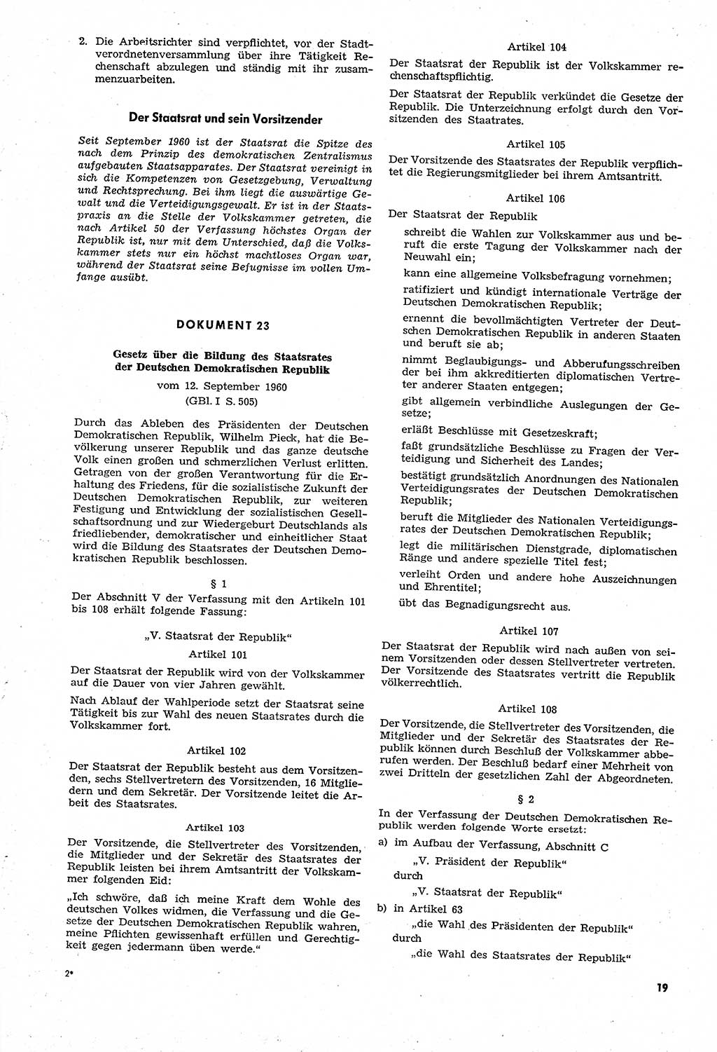 Unrecht als System, Dokumente über planmäßige Rechtsverletzungen in der Sowjetzone Deutschlands, zusammengestellt vom Untersuchungsausschuß Freiheitlicher Juristen (UFJ), Teil Ⅳ 1958-1961, herausgegeben vom Bundesministerium für gesamtdeutsche Fragen, Bonn und Berlin 1962, Seite 19 (Unr. Syst. 1958-1961, S. 19)