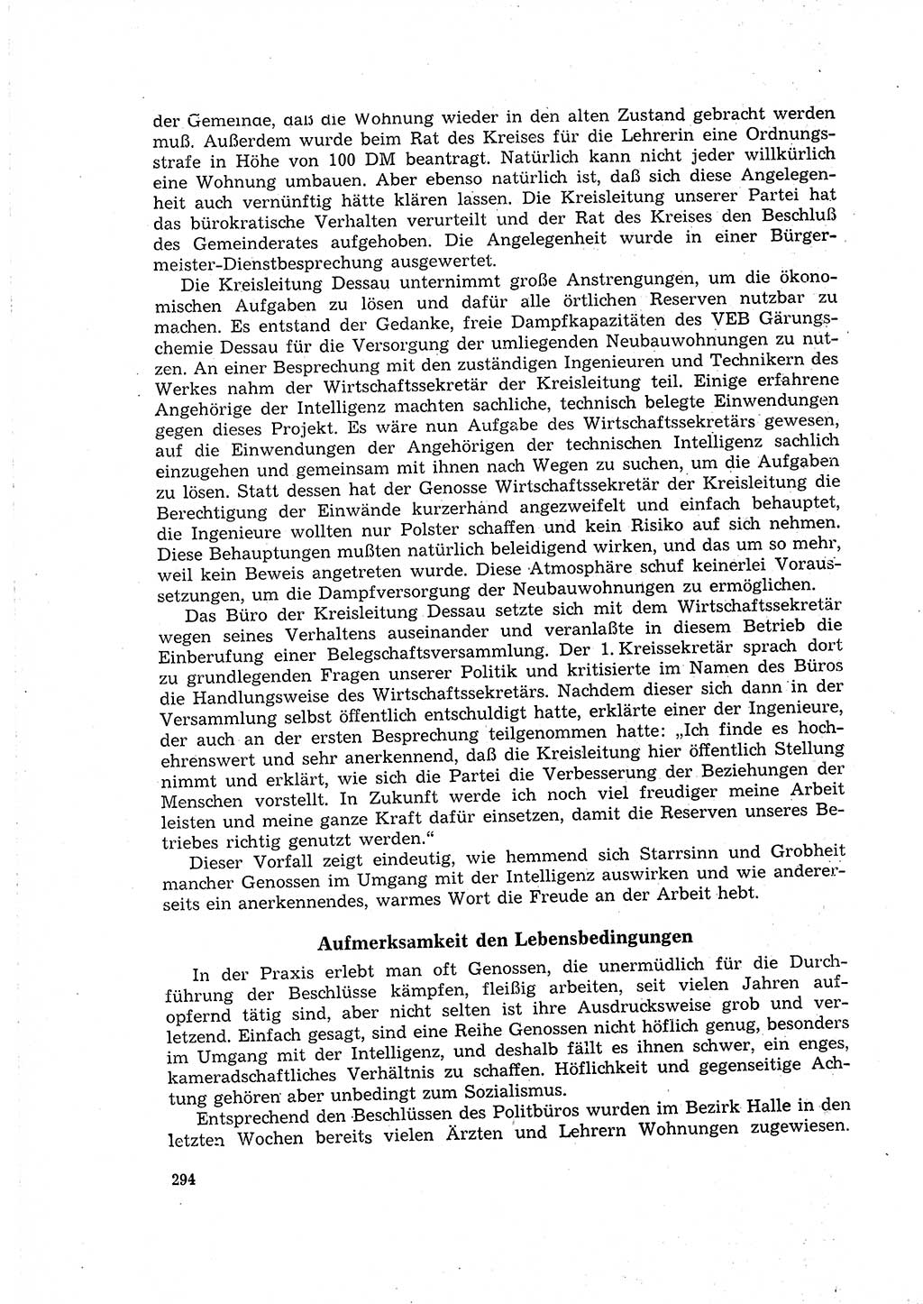 Neuer Weg (NW), Organ des Zentralkomitees (ZK) der SED (Sozialistische Einheitspartei Deutschlands) für Fragen des Parteilebens, 16. Jahrgang [Deutsche Demokratische Republik (DDR)] 1961, Seite 294 (NW ZK SED DDR 1961, S. 294)