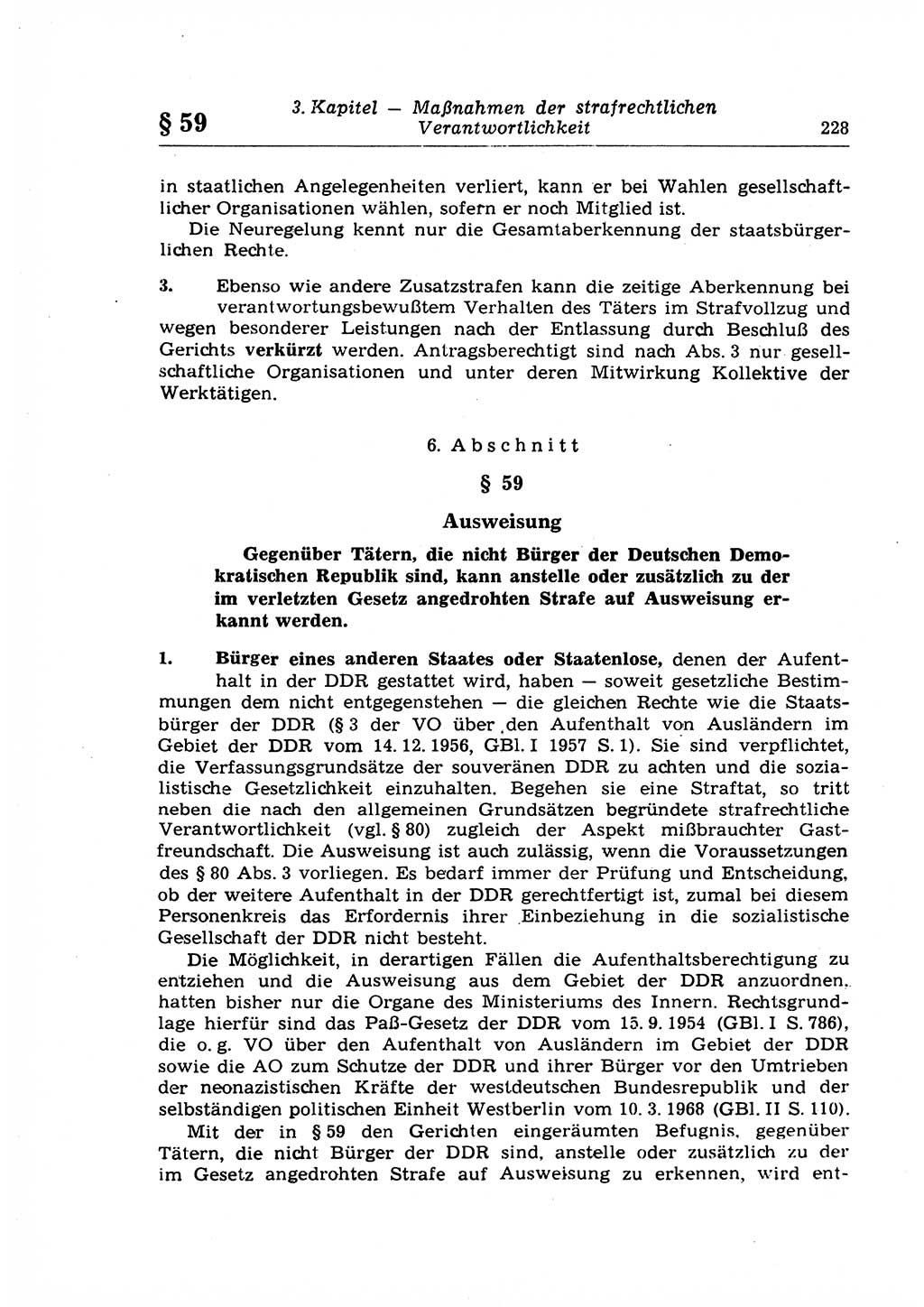 Strafrecht der Deutschen Demokratischen Republik (DDR), Lehrkommentar zum Strafgesetzbuch (StGB), Allgemeiner Teil 1969, Seite 228 (Strafr. DDR Lehrkomm. StGB AT 1969, S. 228)