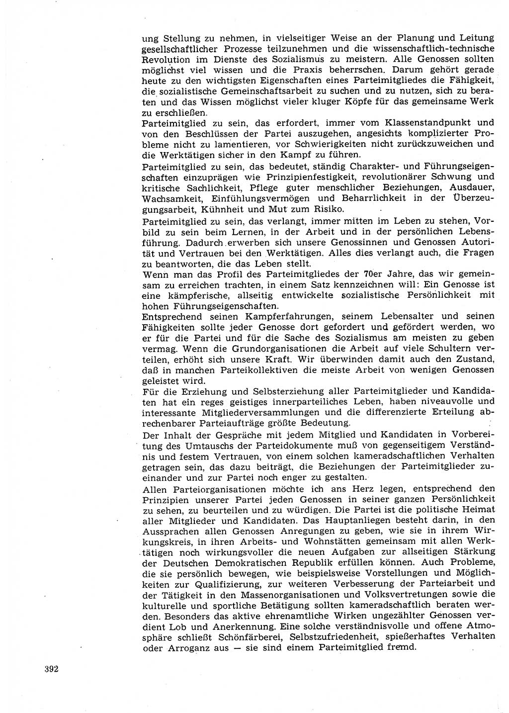 Neuer Weg (NW), Organ des Zentralkomitees (ZK) der SED (Sozialistische Einheitspartei Deutschlands) für Fragen des Parteilebens, 25. Jahrgang [Deutsche Demokratische Republik (DDR)] 1970, Seite 392 (NW ZK SED DDR 1970, S. 392)