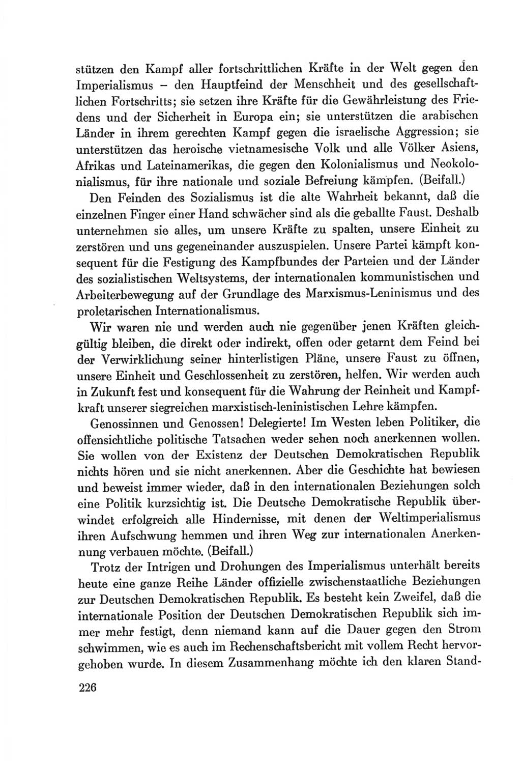 Protokoll der Verhandlungen des Ⅷ. Parteitages der Sozialistischen Einheitspartei Deutschlands (SED) [Deutsche Demokratische Republik (DDR)] 1971, Band 1, Seite 226 (Prot. Verh. Ⅷ. PT SED DDR 1971, Bd. 1, S. 226)