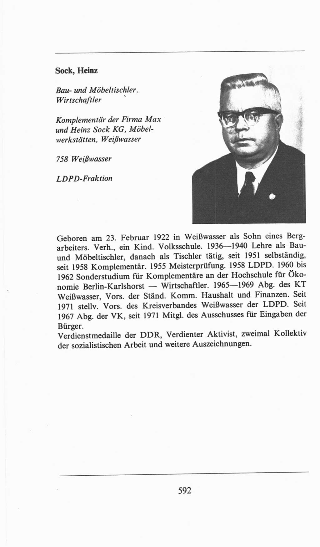 Volkskammer (VK) der Deutschen Demokratischen Republik (DDR), 6. Wahlperiode 1971-1976, Seite 592 (VK. DDR 6. WP. 1971-1976, S. 592)