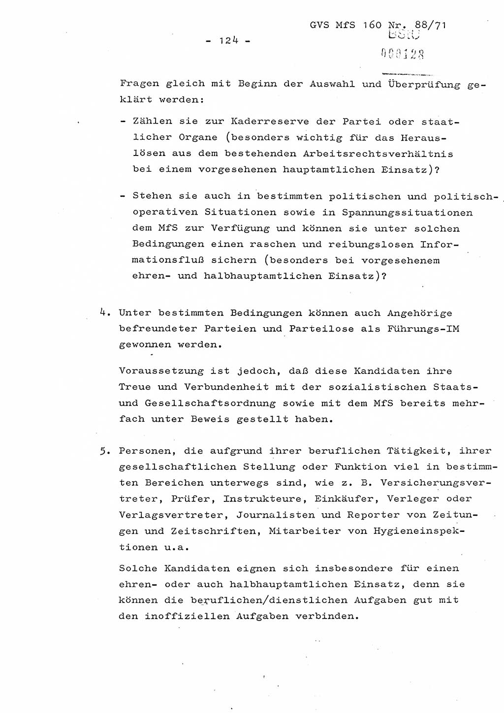 Dissertation Oberstleutnant Josef Schwarz (BV Schwerin), Major Fritz Amm (JHS), Hauptmann Peter Gräßler (JHS), Ministerium für Staatssicherheit (MfS) [Deutsche Demokratische Republik (DDR)], Juristische Hochschule (JHS), Geheime Verschlußsache (GVS) 160-88/71, Potsdam 1972, Seite 124 (Diss. MfS DDR JHS GVS 160-88/71 1972, S. 124)