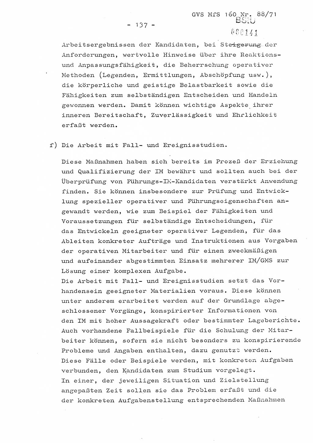 Dissertation Oberstleutnant Josef Schwarz (BV Schwerin), Major Fritz Amm (JHS), Hauptmann Peter Gräßler (JHS), Ministerium für Staatssicherheit (MfS) [Deutsche Demokratische Republik (DDR)], Juristische Hochschule (JHS), Geheime Verschlußsache (GVS) 160-88/71, Potsdam 1972, Seite 137 (Diss. MfS DDR JHS GVS 160-88/71 1972, S. 137)