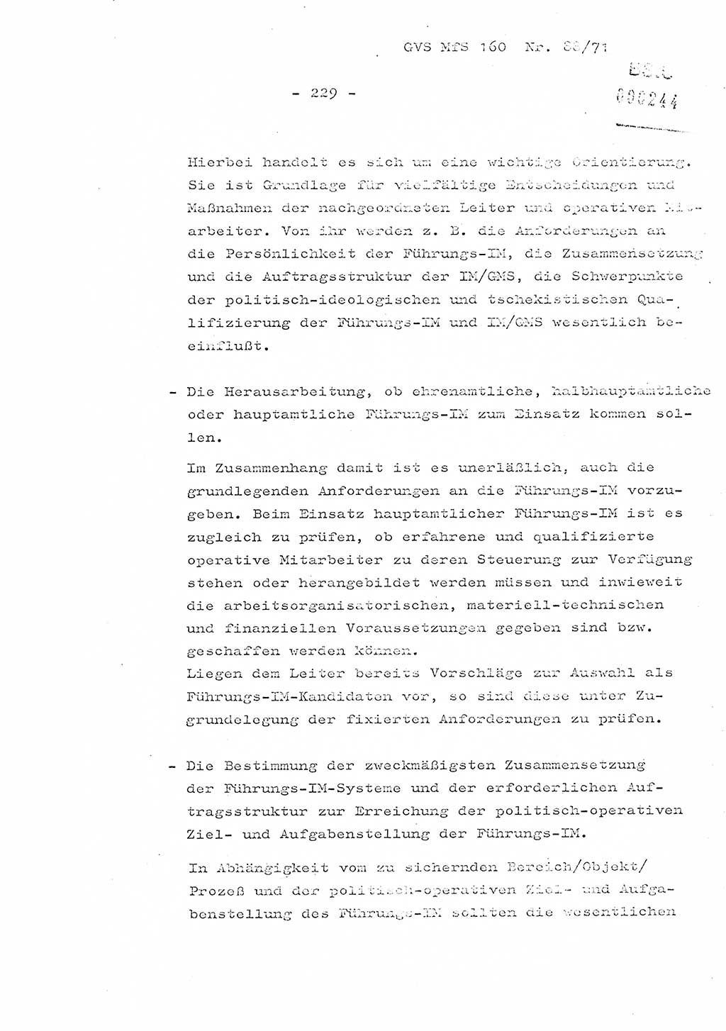 Dissertation Oberstleutnant Josef Schwarz (BV Schwerin), Major Fritz Amm (JHS), Hauptmann Peter Gräßler (JHS), Ministerium für Staatssicherheit (MfS) [Deutsche Demokratische Republik (DDR)], Juristische Hochschule (JHS), Geheime Verschlußsache (GVS) 160-88/71, Potsdam 1972, Seite 229 (Diss. MfS DDR JHS GVS 160-88/71 1972, S. 229)
