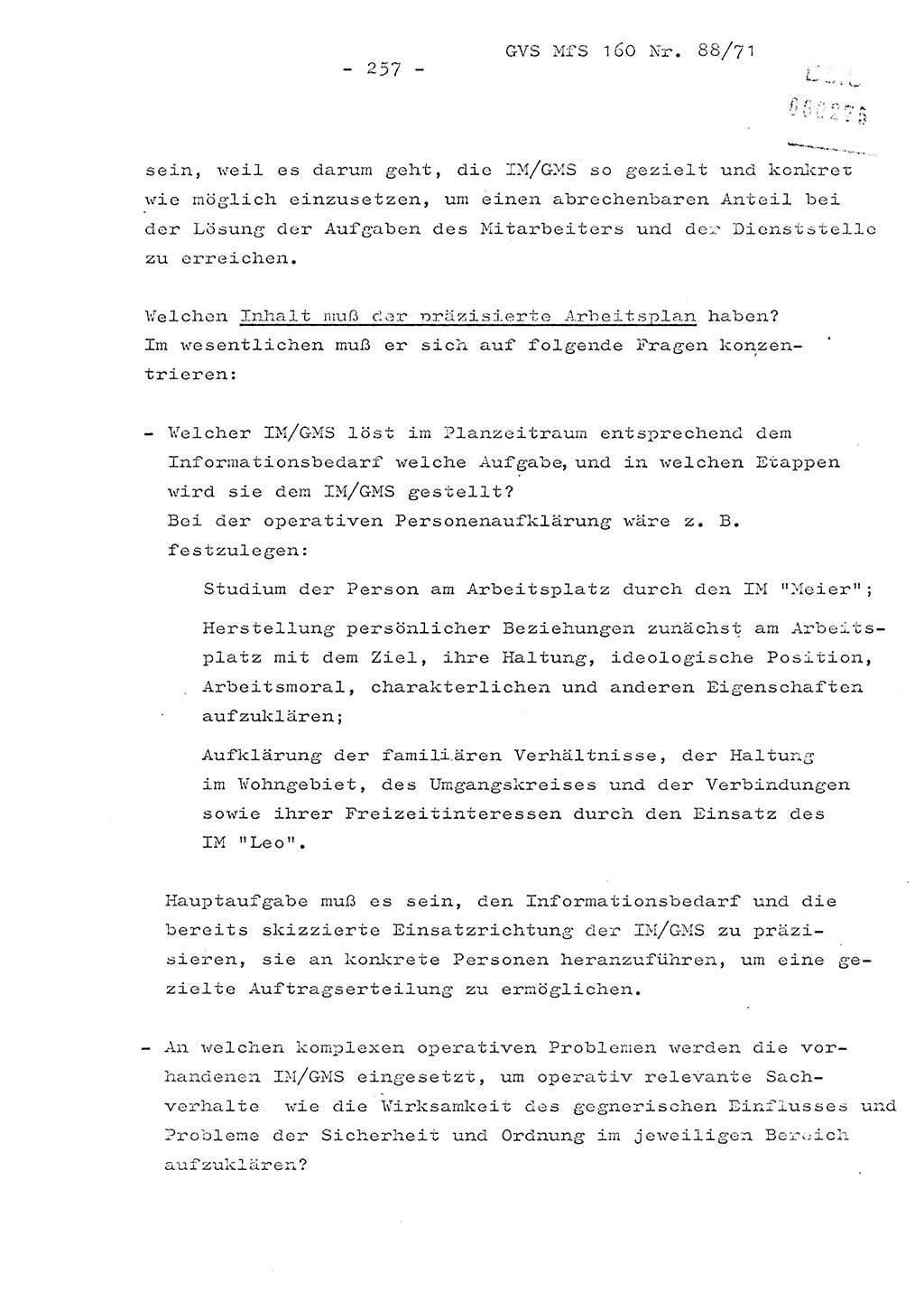 Dissertation Oberstleutnant Josef Schwarz (BV Schwerin), Major Fritz Amm (JHS), Hauptmann Peter Gräßler (JHS), Ministerium für Staatssicherheit (MfS) [Deutsche Demokratische Republik (DDR)], Juristische Hochschule (JHS), Geheime Verschlußsache (GVS) 160-88/71, Potsdam 1972, Seite 257 (Diss. MfS DDR JHS GVS 160-88/71 1972, S. 257)