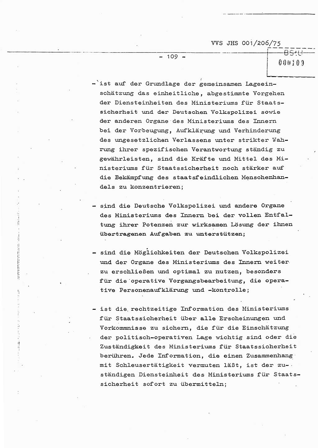 Dissertation Generalmajor Manfred Hummitzsch (Leiter der BV Leipzig), Generalmajor Heinz Fiedler (HA Ⅵ), Oberst Rolf Fister (HA Ⅸ), Ministerium für Staatssicherheit (MfS) [Deutsche Demokratische Republik (DDR)], Juristische Hochschule (JHS), Vertrauliche Verschlußsache (VVS) 001-206/75, Potsdam 1975, Seite 109 (Diss. MfS DDR JHS VVS 001-206/75 1975, S. 109)