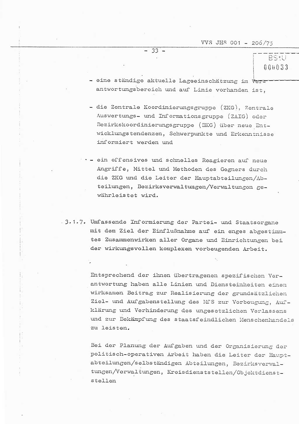 Organisierung der Vorbeugung, Aufklärung und Verhinderung des ungesetzlichen Verlassens der DDR und der Bekämpfung des staatsfeindlichen Menschenhandels, Schulungsmaterial, Ministerium für Staatssicherheit (MfS) [Deutsche Demokratische Republik (DDR)], Juristische Hochschule (JHS), Vertrauliche Verschlußsache (VVS) 001-206/75, Potsdam 1975, Seite 33 (Sch.-Mat. MfS DDR JHS VVS 001-206/75 1975, S. 33)