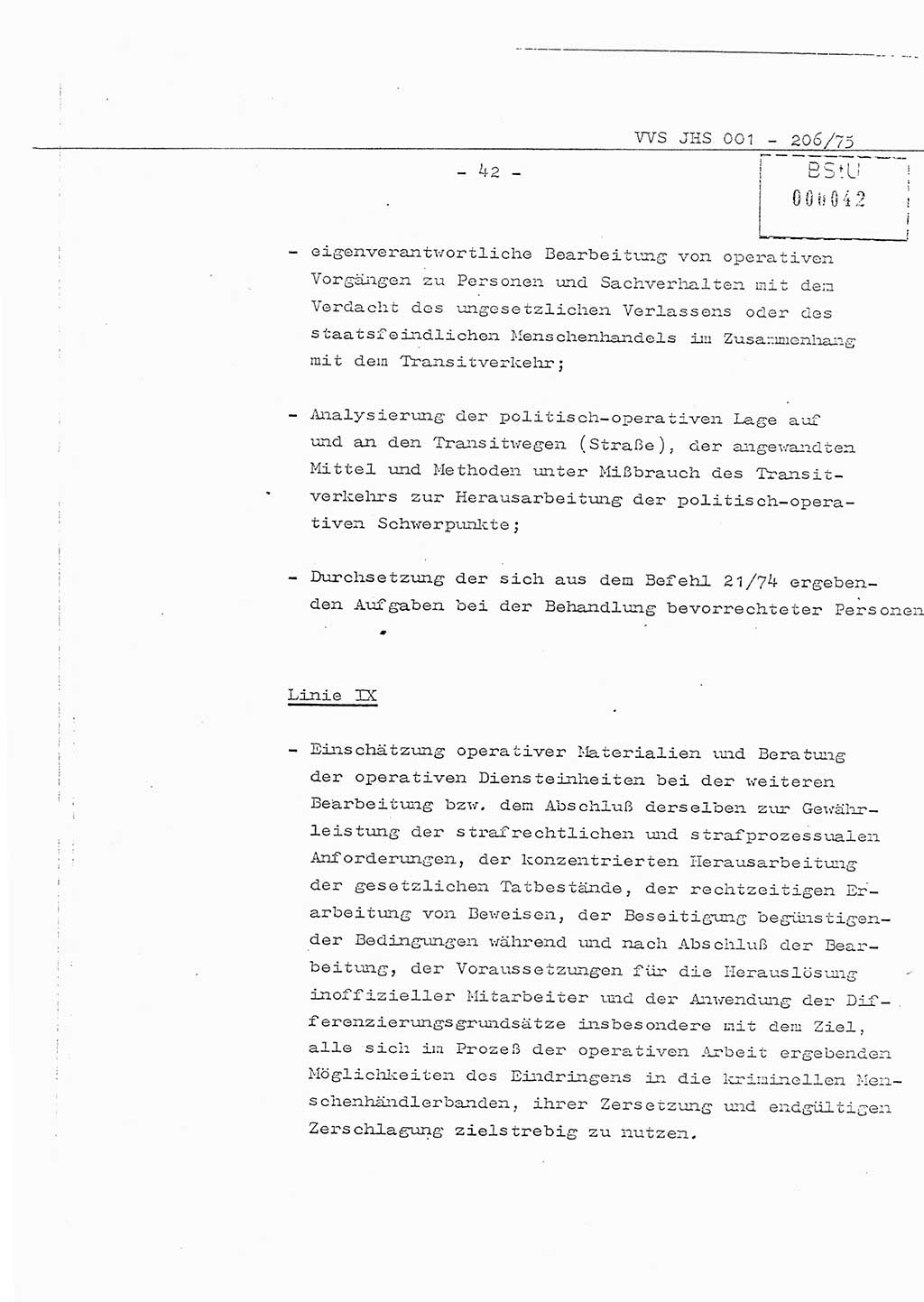 Organisierung der Vorbeugung, Aufklärung und Verhinderung des ungesetzlichen Verlassens der DDR und der Bekämpfung des staatsfeindlichen Menschenhandels, Schulungsmaterial, Ministerium für Staatssicherheit (MfS) [Deutsche Demokratische Republik (DDR)], Juristische Hochschule (JHS), Vertrauliche Verschlußsache (VVS) 001-206/75, Potsdam 1975, Seite 42 (Sch.-Mat. MfS DDR JHS VVS 001-206/75 1975, S. 42)