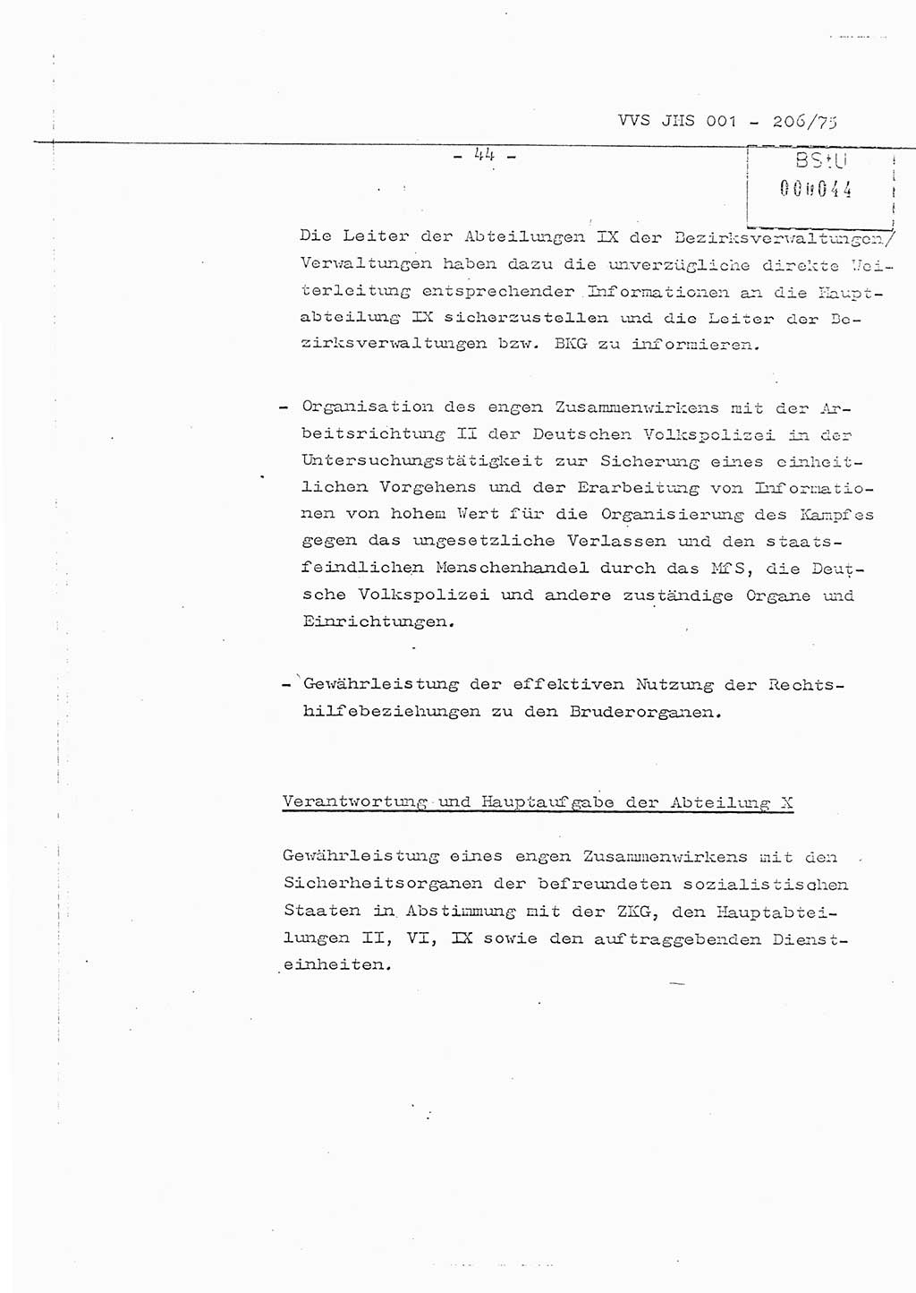 Organisierung der Vorbeugung, Aufklärung und Verhinderung des ungesetzlichen Verlassens der DDR und der Bekämpfung des staatsfeindlichen Menschenhandels, Schulungsmaterial, Ministerium für Staatssicherheit (MfS) [Deutsche Demokratische Republik (DDR)], Juristische Hochschule (JHS), Vertrauliche Verschlußsache (VVS) 001-206/75, Potsdam 1975, Seite 44 (Sch.-Mat. MfS DDR JHS VVS 001-206/75 1975, S. 44)