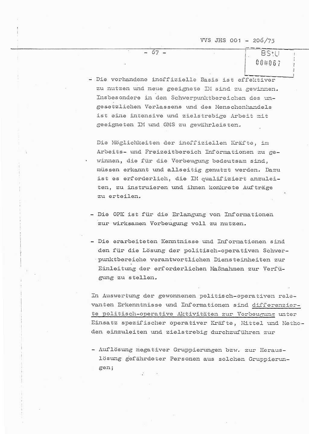 Organisierung der Vorbeugung, Aufklärung und Verhinderung des ungesetzlichen Verlassens der DDR und der Bekämpfung des staatsfeindlichen Menschenhandels, Schulungsmaterial, Ministerium für Staatssicherheit (MfS) [Deutsche Demokratische Republik (DDR)], Juristische Hochschule (JHS), Vertrauliche Verschlußsache (VVS) 001-206/75, Potsdam 1975, Seite 67 (Sch.-Mat. MfS DDR JHS VVS 001-206/75 1975, S. 67)