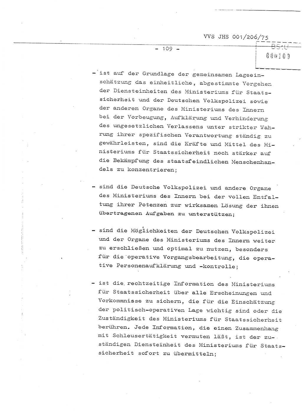 Organisierung der Vorbeugung, Aufklärung und Verhinderung des ungesetzlichen Verlassens der DDR und der Bekämpfung des staatsfeindlichen Menschenhandels, Schulungsmaterial, Ministerium für Staatssicherheit (MfS) [Deutsche Demokratische Republik (DDR)], Juristische Hochschule (JHS), Vertrauliche Verschlußsache (VVS) 001-206/75, Potsdam 1975, Seite 109 (Sch.-Mat. MfS DDR JHS VVS 001-206/75 1975, S. 109)