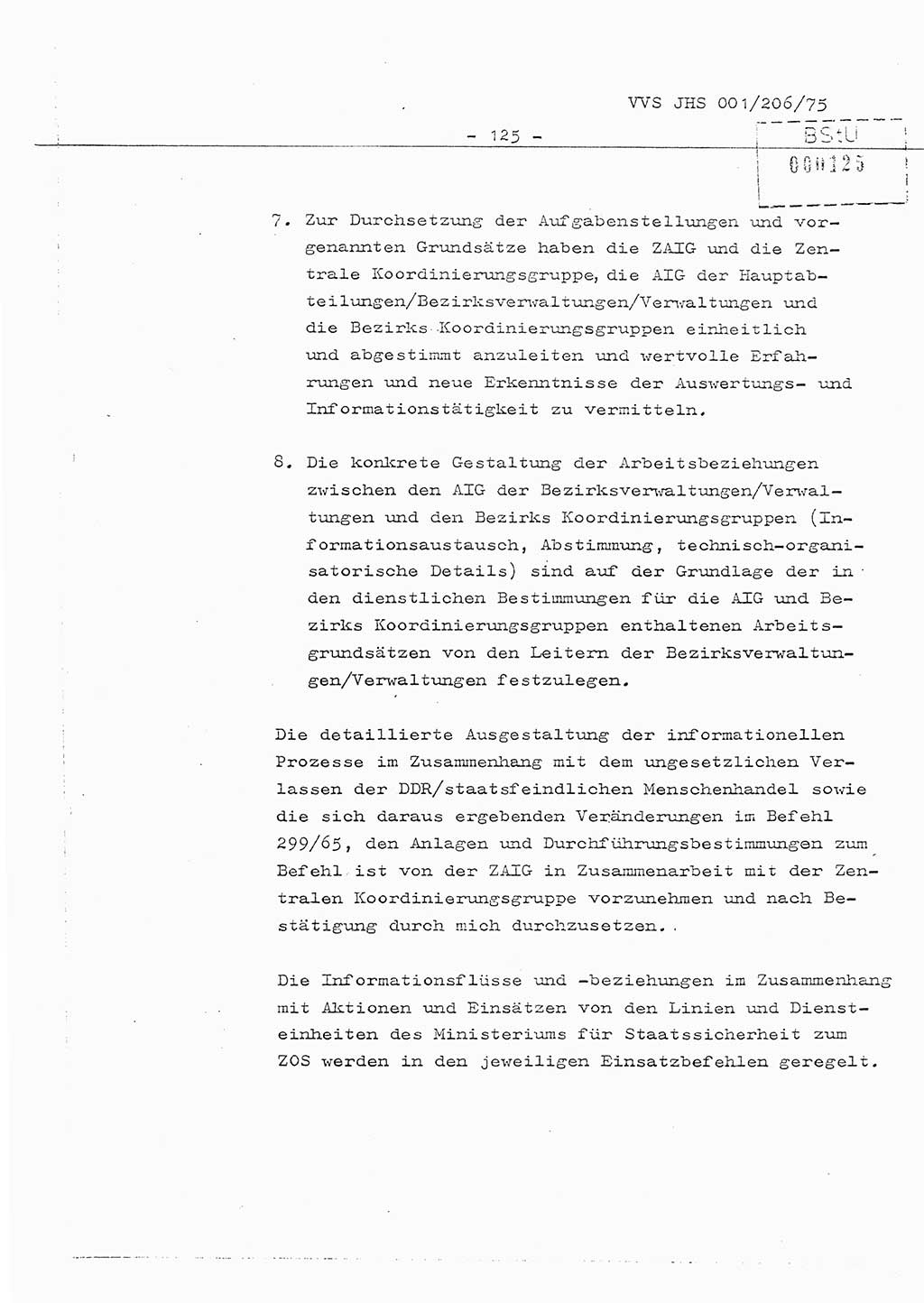 Organisierung der Vorbeugung, Aufklärung und Verhinderung des ungesetzlichen Verlassens der DDR und der Bekämpfung des staatsfeindlichen Menschenhandels, Schulungsmaterial, Ministerium für Staatssicherheit (MfS) [Deutsche Demokratische Republik (DDR)], Juristische Hochschule (JHS), Vertrauliche Verschlußsache (VVS) 001-206/75, Potsdam 1975, Seite 125 (Sch.-Mat. MfS DDR JHS VVS 001-206/75 1975, S. 125)