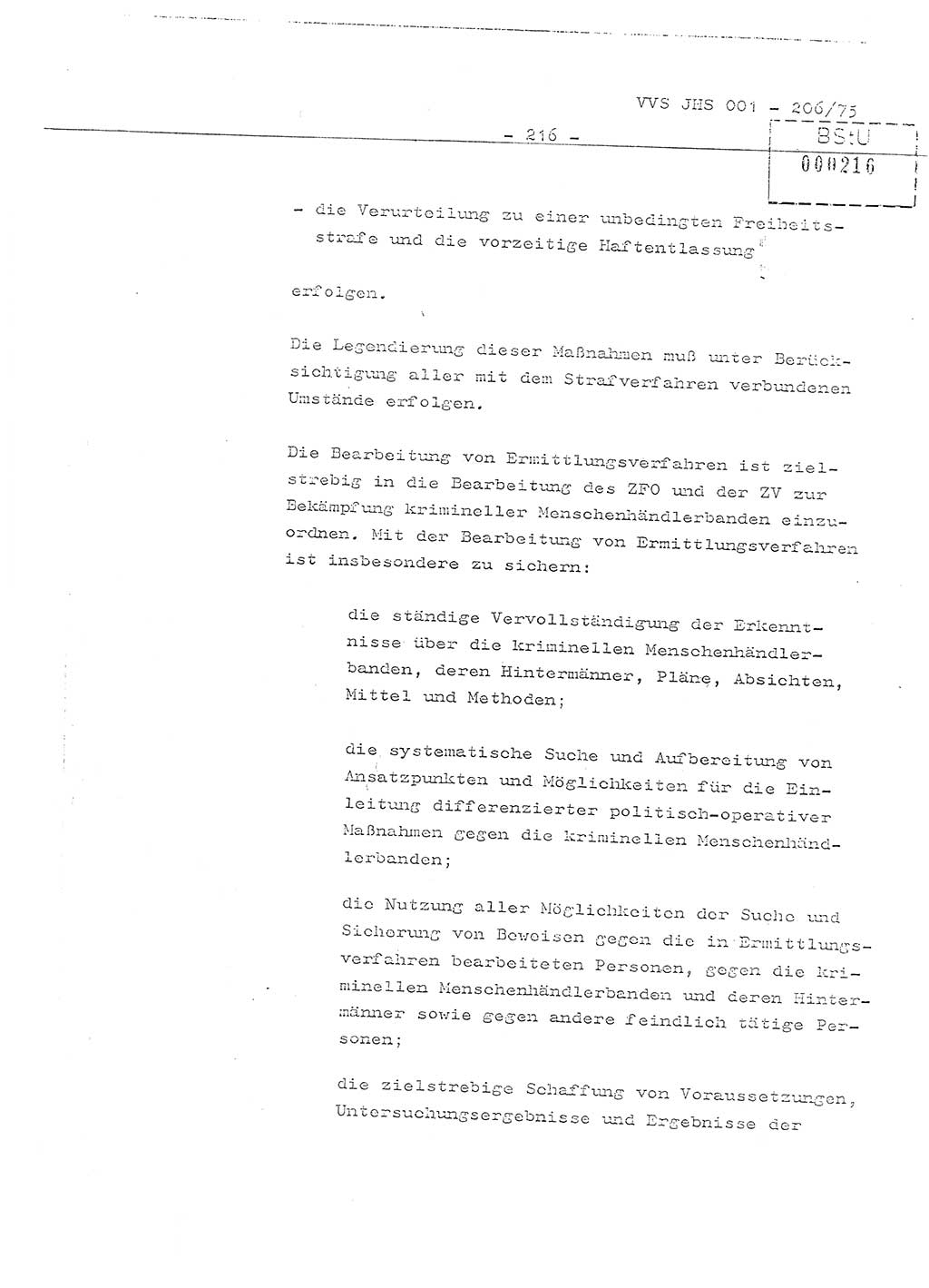 Organisierung der Vorbeugung, Aufklärung und Verhinderung des ungesetzlichen Verlassens der DDR und der Bekämpfung des staatsfeindlichen Menschenhandels, Schulungsmaterial, Ministerium für Staatssicherheit (MfS) [Deutsche Demokratische Republik (DDR)], Juristische Hochschule (JHS), Vertrauliche Verschlußsache (VVS) 001-206/75, Potsdam 1975, Seite 216 (Sch.-Mat. MfS DDR JHS VVS 001-206/75 1975, S. 216)