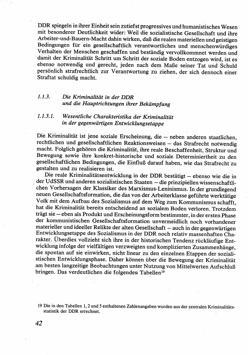 Strafrecht [Deutsche Demokratische Republik (DDR)], Allgemeiner Teil, Lehrbuch 1976, Seite 42 (Strafr. DDR AT Lb. 1976, S. 42)