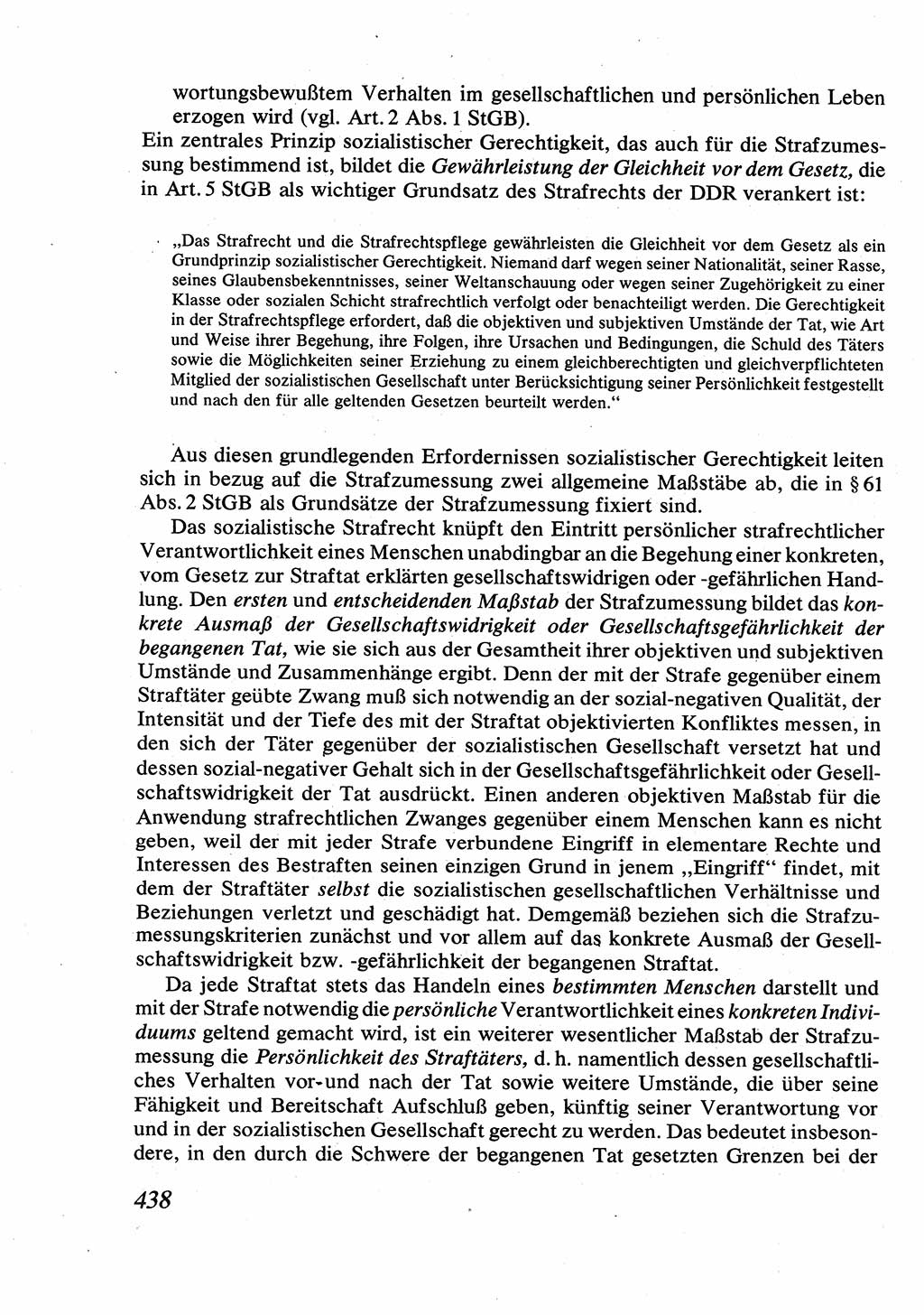 Strafrecht [Deutsche Demokratische Republik (DDR)], Allgemeiner Teil, Lehrbuch 1976, Seite 438 (Strafr. DDR AT Lb. 1976, S. 438)