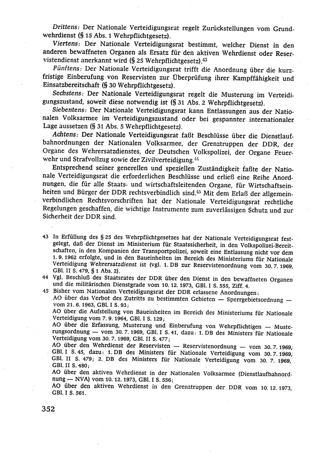 Staatsrecht der DDR (Deutsche Demokratische Republik), Lehrbuch 1977, Seite 352 (St.-R. DDR Lb. 1977, S. 352)