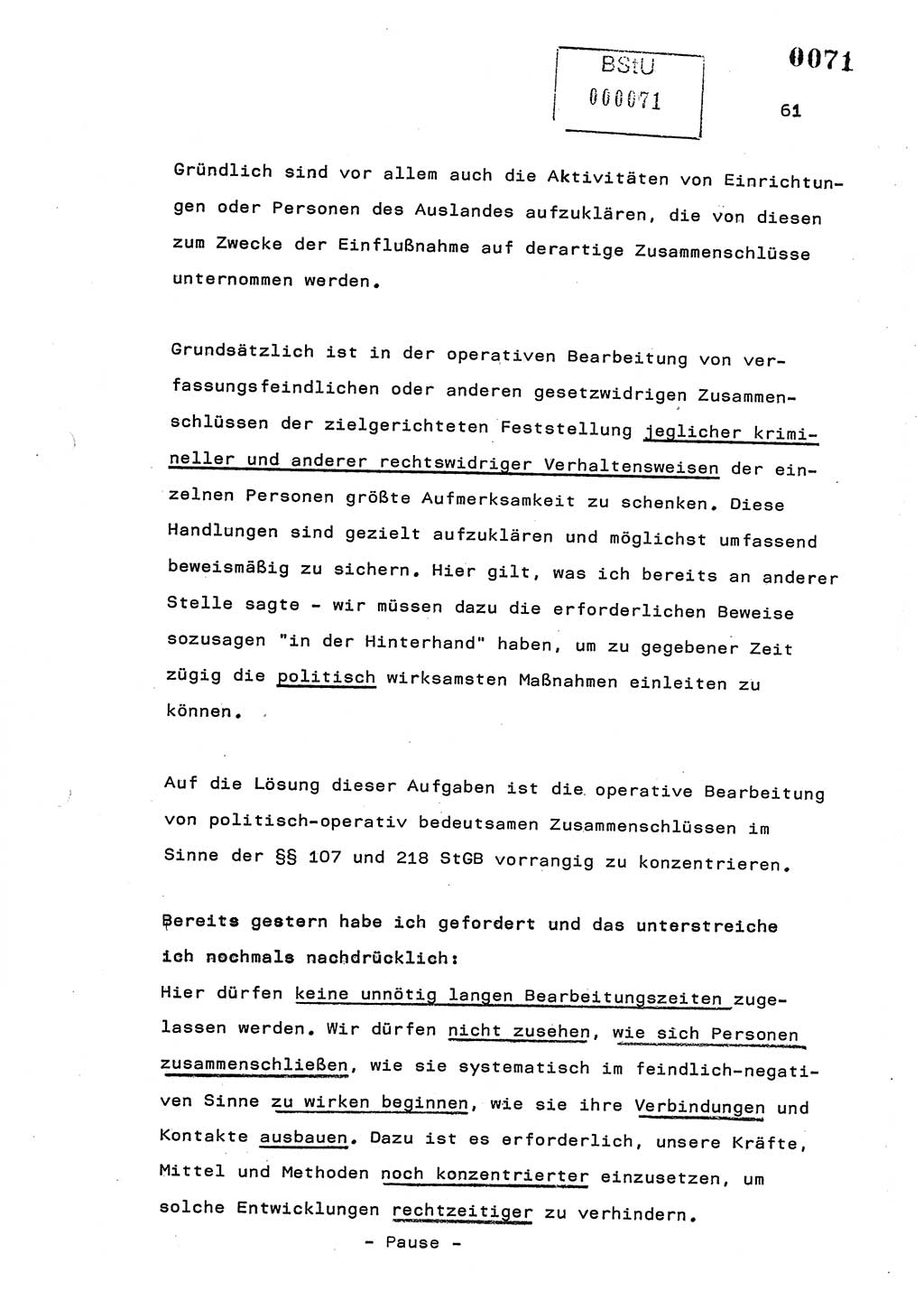 Referat des Genossen Minister (Generaloberst Erich Mielke) am 2. Beratungstag der zentralen Dienstkonferenz am 5.-6.7.1979, Zum 3. Strafrechtsänderungsgesetz sowie zu den Änderungen des Paß- und Ausländerrechts bzw. zoll- und devisenrechtlicher Bestimmungen der DDR [Ministerium für Staatssicherheit (MfS), Deutsche Demokratische Republik (DDR), Der Minister], Berlin 1979, Seite 61 (Ref. DK 2. Ber.-Tg. DDR MfS Min. /79 1979, S. 61)