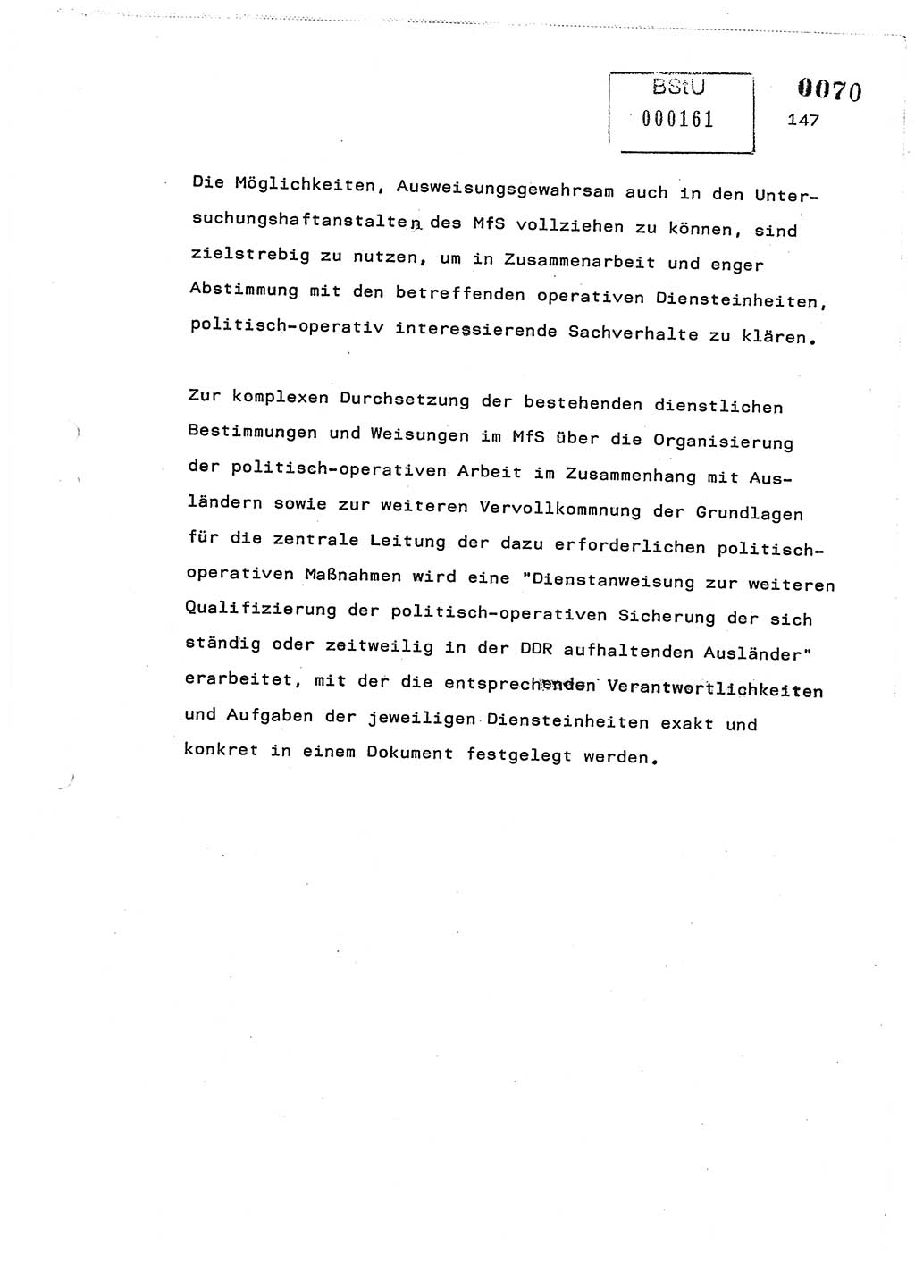 Referat des Genossen Minister (Generaloberst Erich Mielke) am 2. Beratungstag der zentralen Dienstkonferenz am 5.-6.7.1979, Zum 3. Strafrechtsänderungsgesetz sowie zu den Änderungen des Paß- und Ausländerrechts bzw. zoll- und devisenrechtlicher Bestimmungen der DDR [Ministerium für Staatssicherheit (MfS), Deutsche Demokratische Republik (DDR), Der Minister], Berlin 1979, Seite 147 (Ref. DK 2. Ber.-Tg. DDR MfS Min. /79 1979, S. 147)