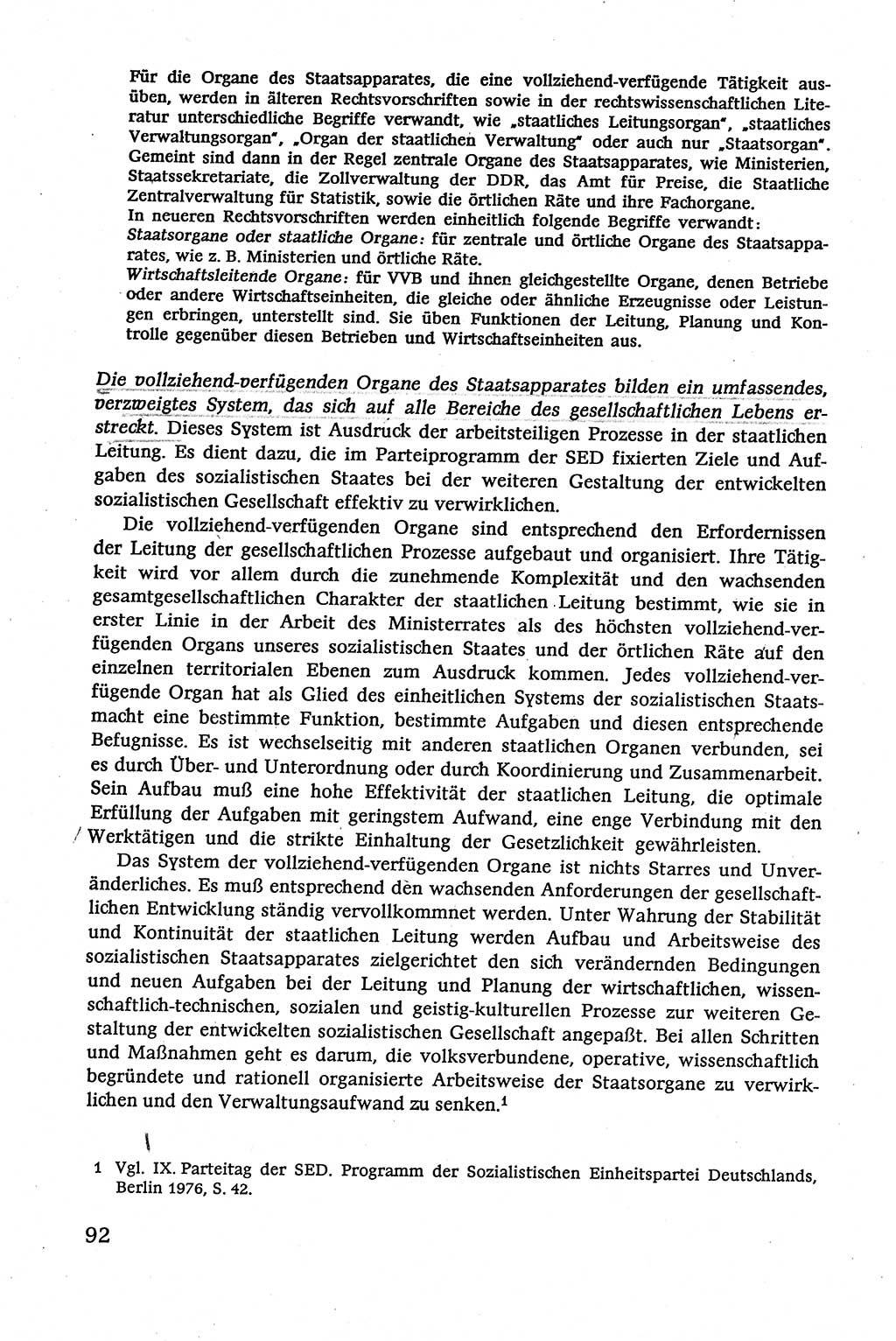Verwaltungsrecht [Deutsche Demokratische Republik (DDR)], Lehrbuch 1979, Seite 92 (Verw.-R. DDR Lb. 1979, S. 92)
