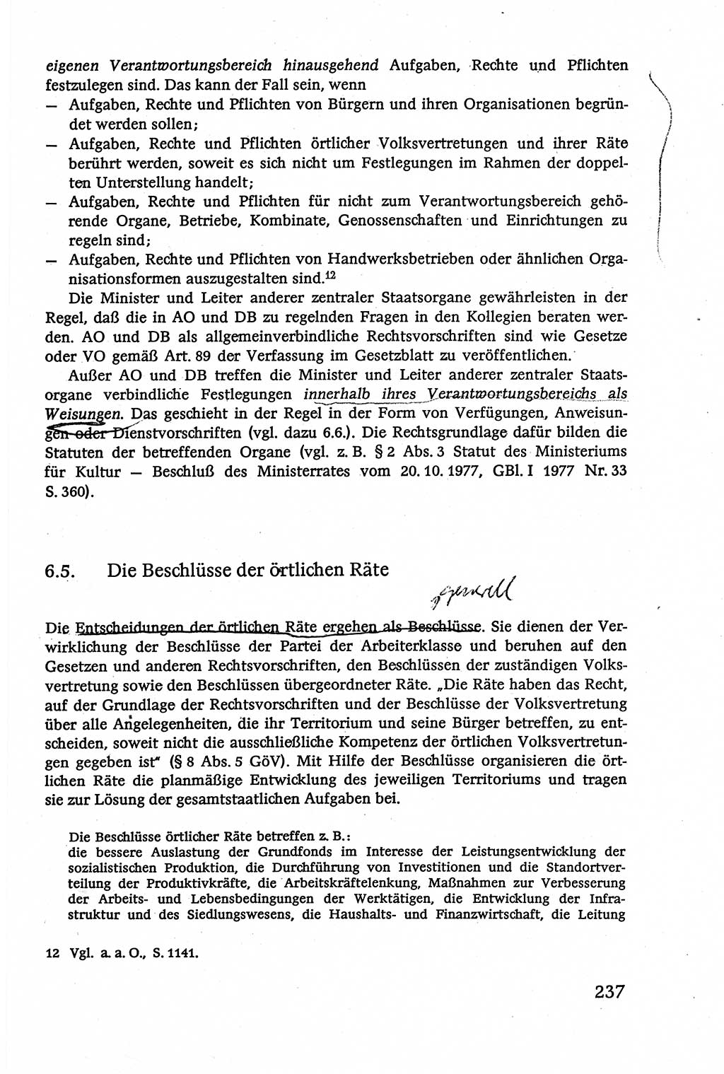 Verwaltungsrecht [Deutsche Demokratische Republik (DDR)], Lehrbuch 1979, Seite 237 (Verw.-R. DDR Lb. 1979, S. 237)