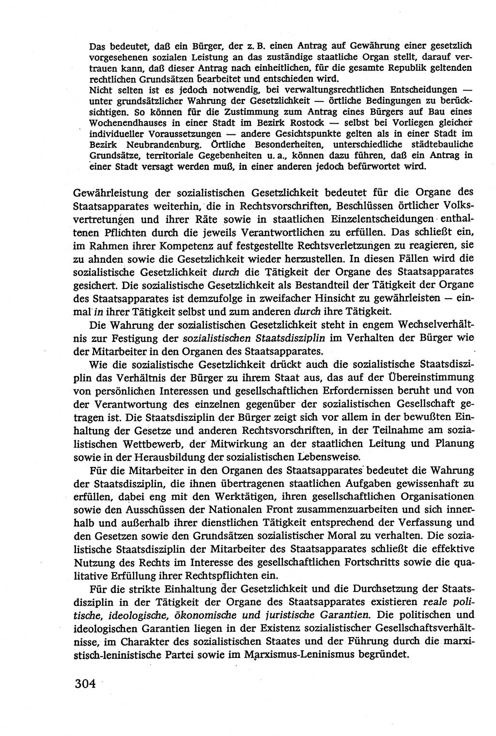 Verwaltungsrecht [Deutsche Demokratische Republik (DDR)], Lehrbuch 1979, Seite 304 (Verw.-R. DDR Lb. 1979, S. 304)