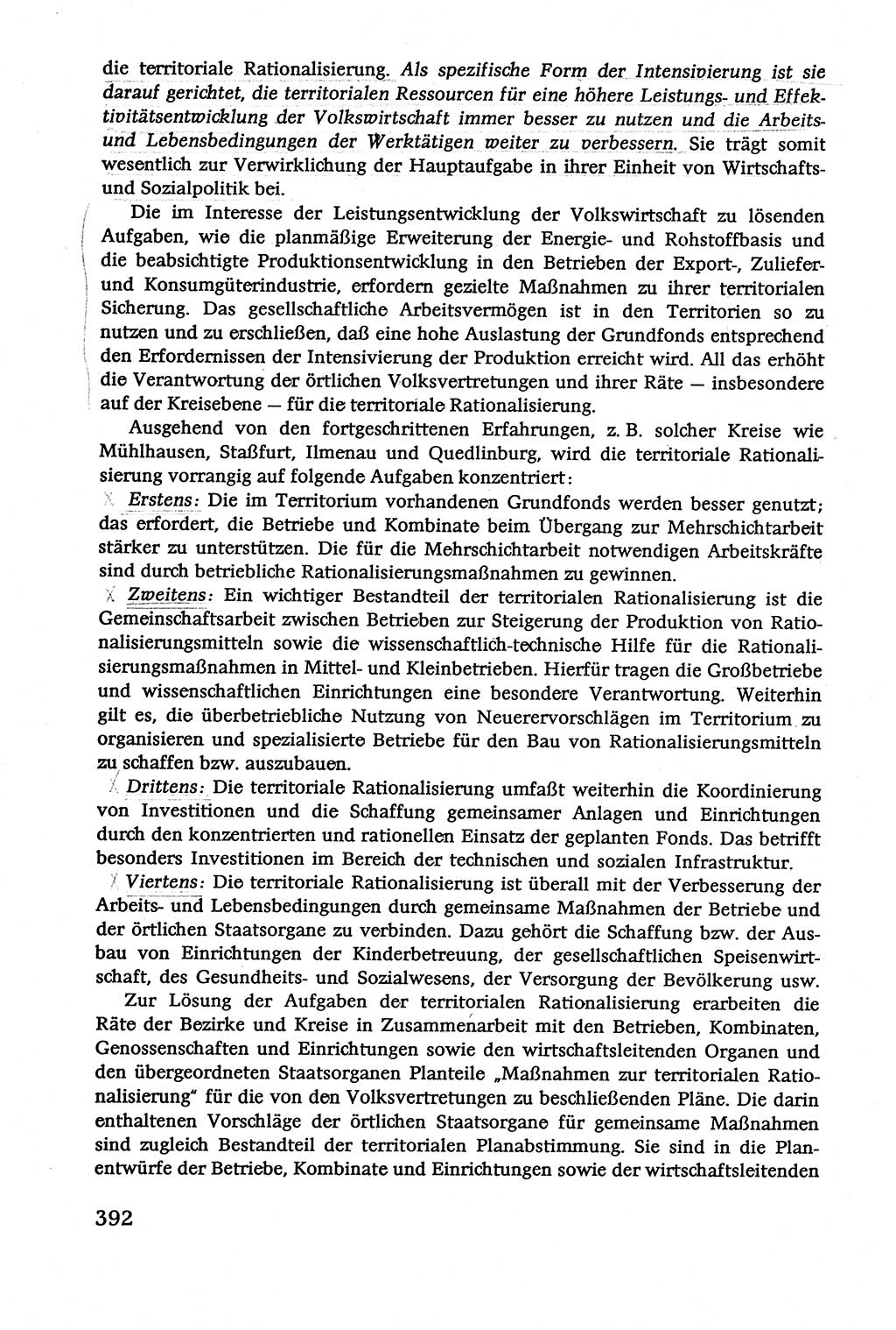 Verwaltungsrecht [Deutsche Demokratische Republik (DDR)], Lehrbuch 1979, Seite 392 (Verw.-R. DDR Lb. 1979, S. 392)