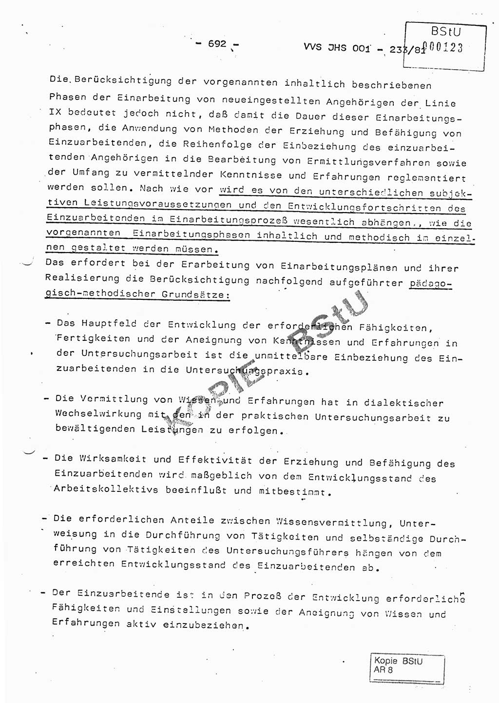 Dissertation Oberstleutnant Horst Zank (JHS), Oberstleutnant Dr. Karl-Heinz Knoblauch (JHS), Oberstleutnant Gustav-Adolf Kowalewski (HA Ⅸ), Oberstleutnant Wolfgang Plötner (HA Ⅸ), Ministerium für Staatssicherheit (MfS) [Deutsche Demokratische Republik (DDR)], Juristische Hochschule (JHS), Vertrauliche Verschlußsache (VVS) o001-233/81, Potsdam 1981, Blatt 692 (Diss. MfS DDR JHS VVS o001-233/81 1981, Bl. 692)