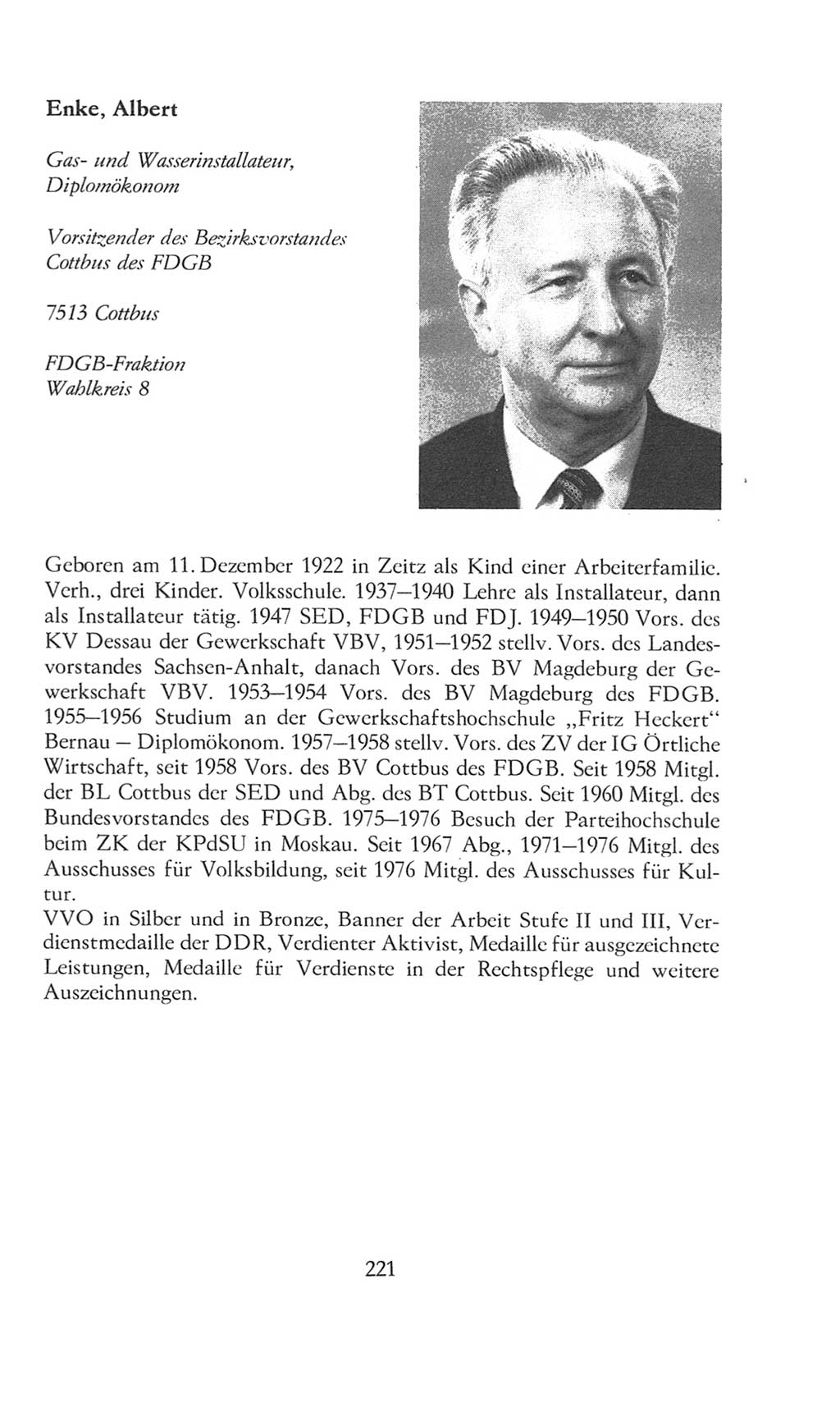 Volkskammer (VK) der Deutschen Demokratischen Republik (DDR), 8. Wahlperiode 1981-1986, Seite 221 (VK. DDR 8. WP. 1981-1986, S. 221)