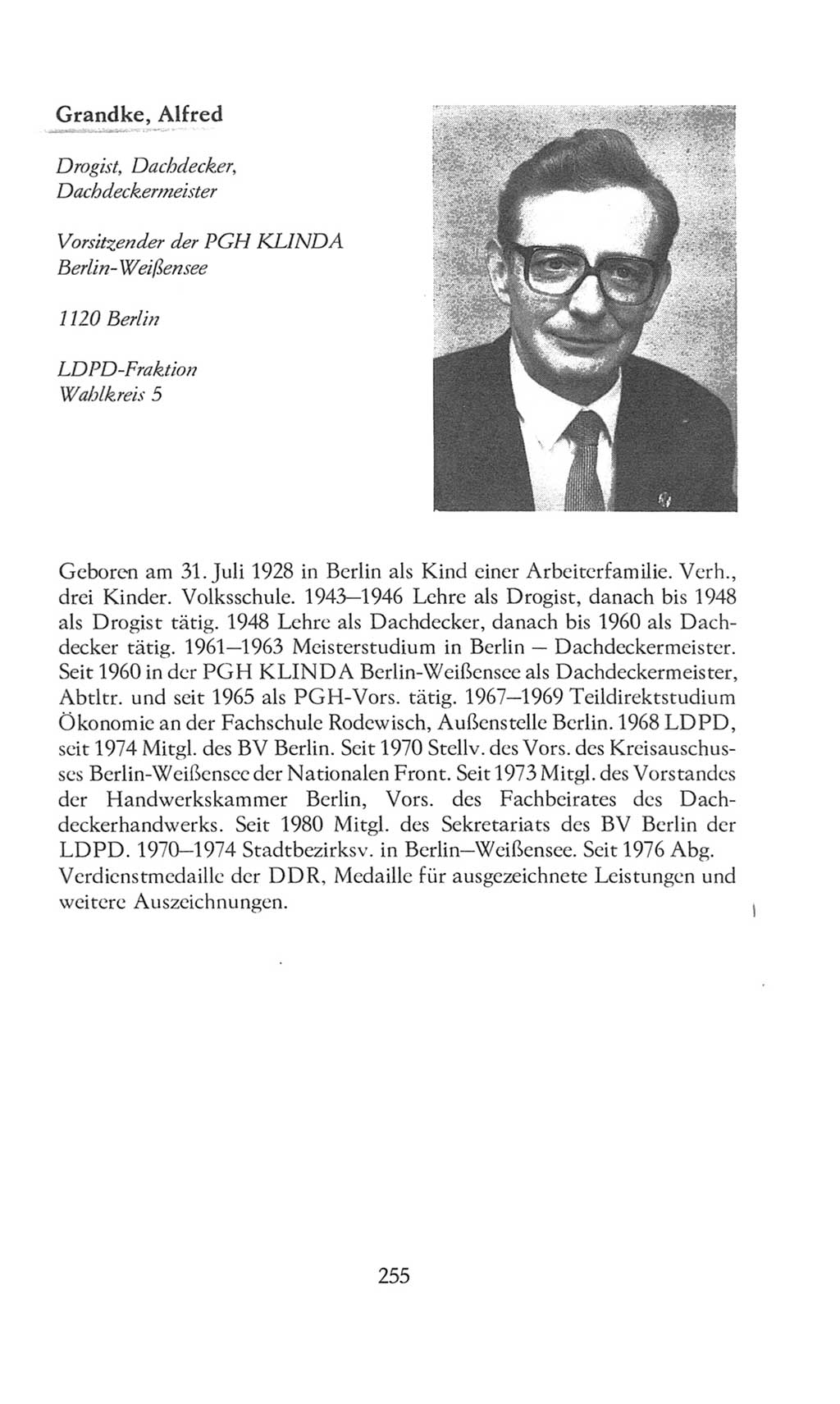 Volkskammer (VK) der Deutschen Demokratischen Republik (DDR), 8. Wahlperiode 1981-1986, Seite 255 (VK. DDR 8. WP. 1981-1986, S. 255)