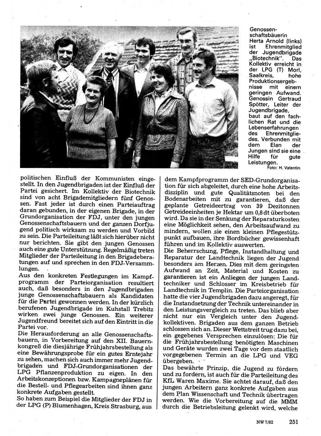 Neuer Weg (NW), Organ des Zentralkomitees (ZK) der SED (Sozialistische Einheitspartei Deutschlands) für Fragen des Parteilebens, 37. Jahrgang [Deutsche Demokratische Republik (DDR)] 1982, Seite 251 (NW ZK SED DDR 1982, S. 251)