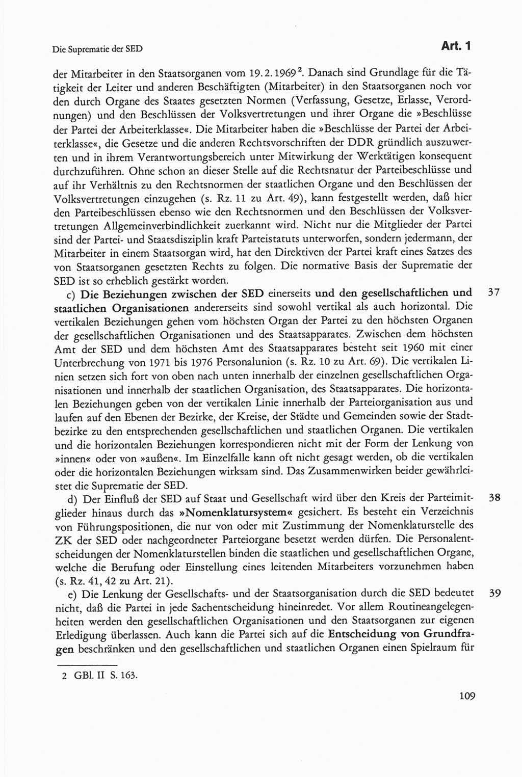 Die sozialistische Verfassung der Deutschen Demokratischen Republik (DDR), Kommentar 1982, Seite 109 (Soz. Verf. DDR Komm. 1982, S. 109)