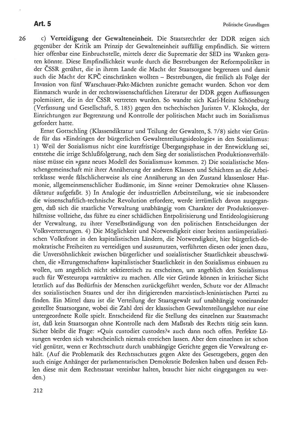 Die sozialistische Verfassung der Deutschen Demokratischen Republik (DDR), Kommentar 1982, Seite 212 (Soz. Verf. DDR Komm. 1982, S. 212)