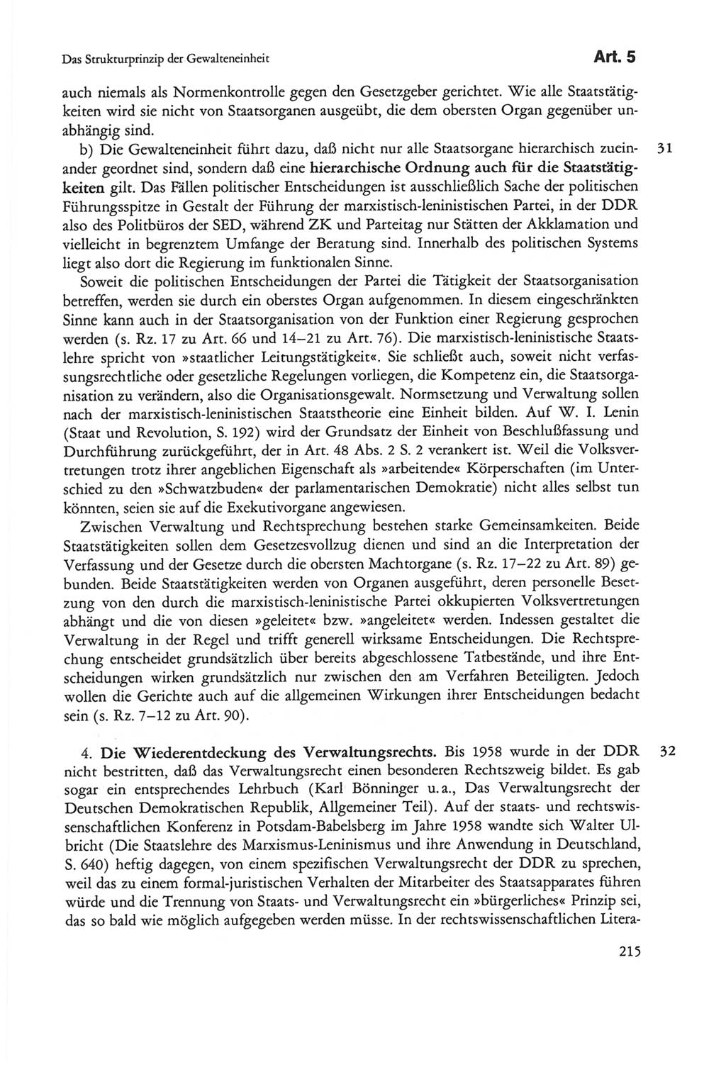 Die sozialistische Verfassung der Deutschen Demokratischen Republik (DDR), Kommentar 1982, Seite 215 (Soz. Verf. DDR Komm. 1982, S. 215)