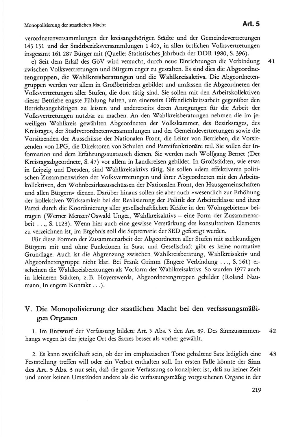 Die sozialistische Verfassung der Deutschen Demokratischen Republik (DDR), Kommentar 1982, Seite 219 (Soz. Verf. DDR Komm. 1982, S. 219)