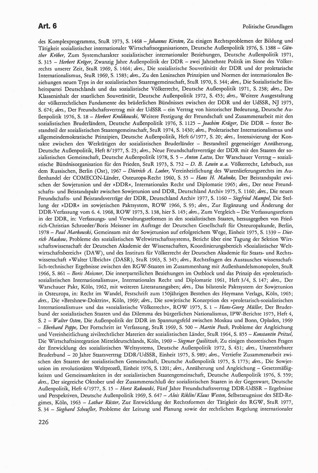 Die sozialistische Verfassung der Deutschen Demokratischen Republik (DDR), Kommentar 1982, Seite 226 (Soz. Verf. DDR Komm. 1982, S. 226)