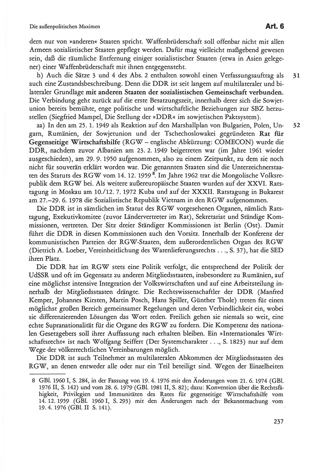 Die sozialistische Verfassung der Deutschen Demokratischen Republik (DDR), Kommentar 1982, Seite 237 (Soz. Verf. DDR Komm. 1982, S. 237)