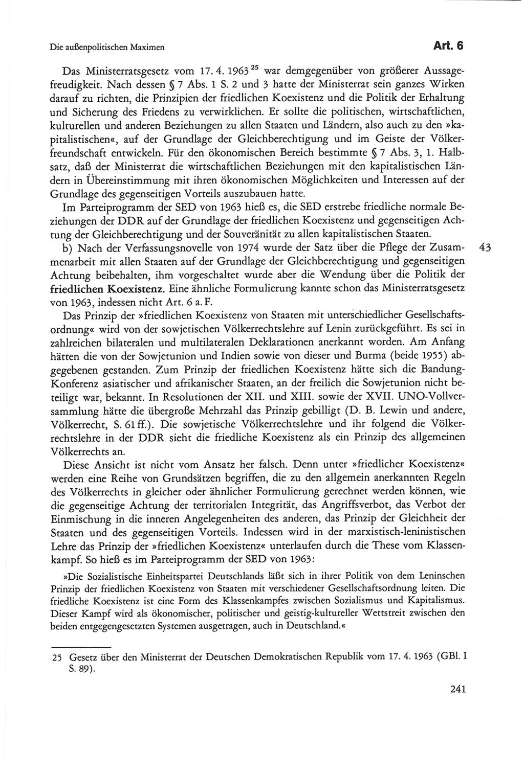 Die sozialistische Verfassung der Deutschen Demokratischen Republik (DDR), Kommentar 1982, Seite 241 (Soz. Verf. DDR Komm. 1982, S. 241)