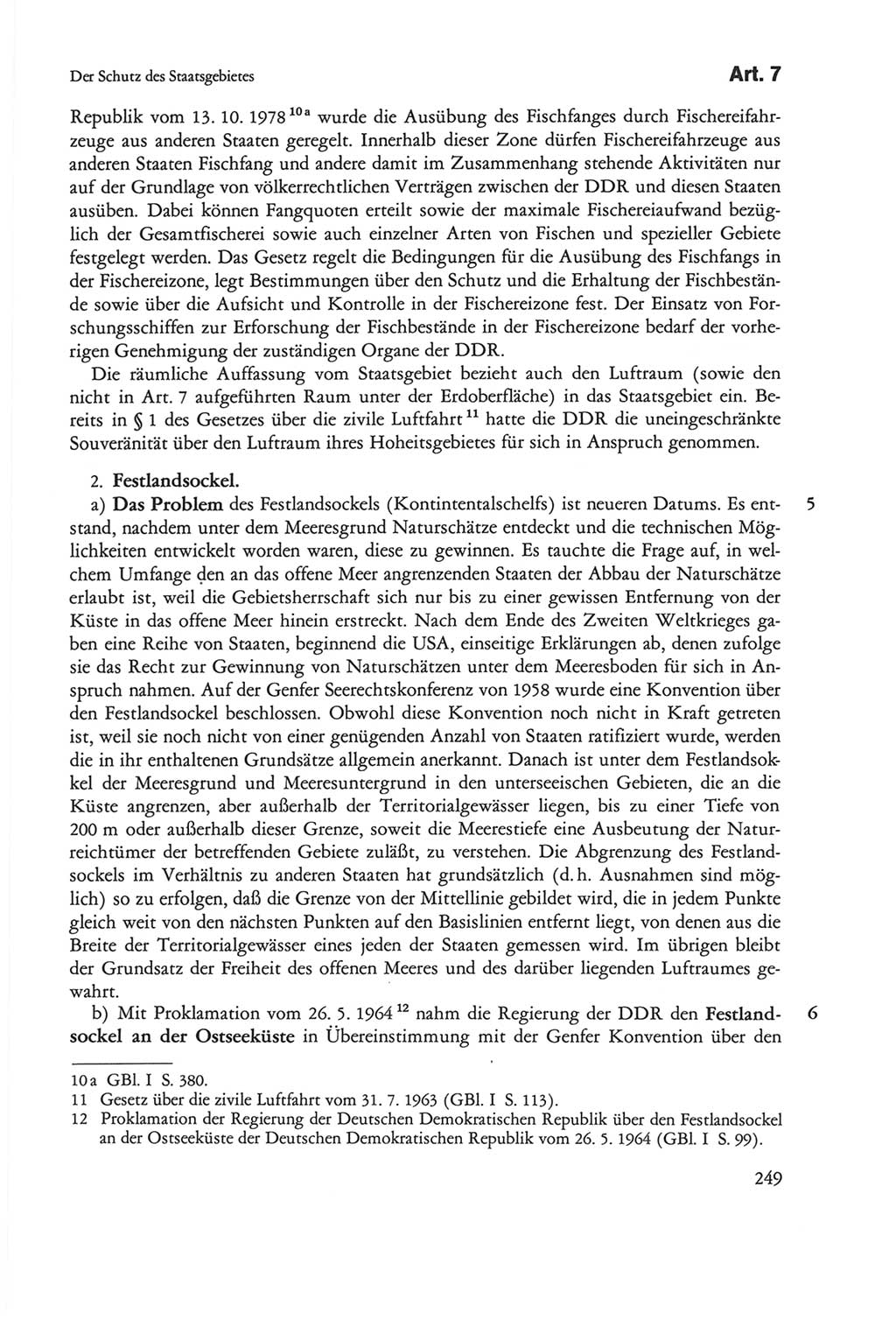 Die sozialistische Verfassung der Deutschen Demokratischen Republik (DDR), Kommentar 1982, Seite 249 (Soz. Verf. DDR Komm. 1982, S. 249)