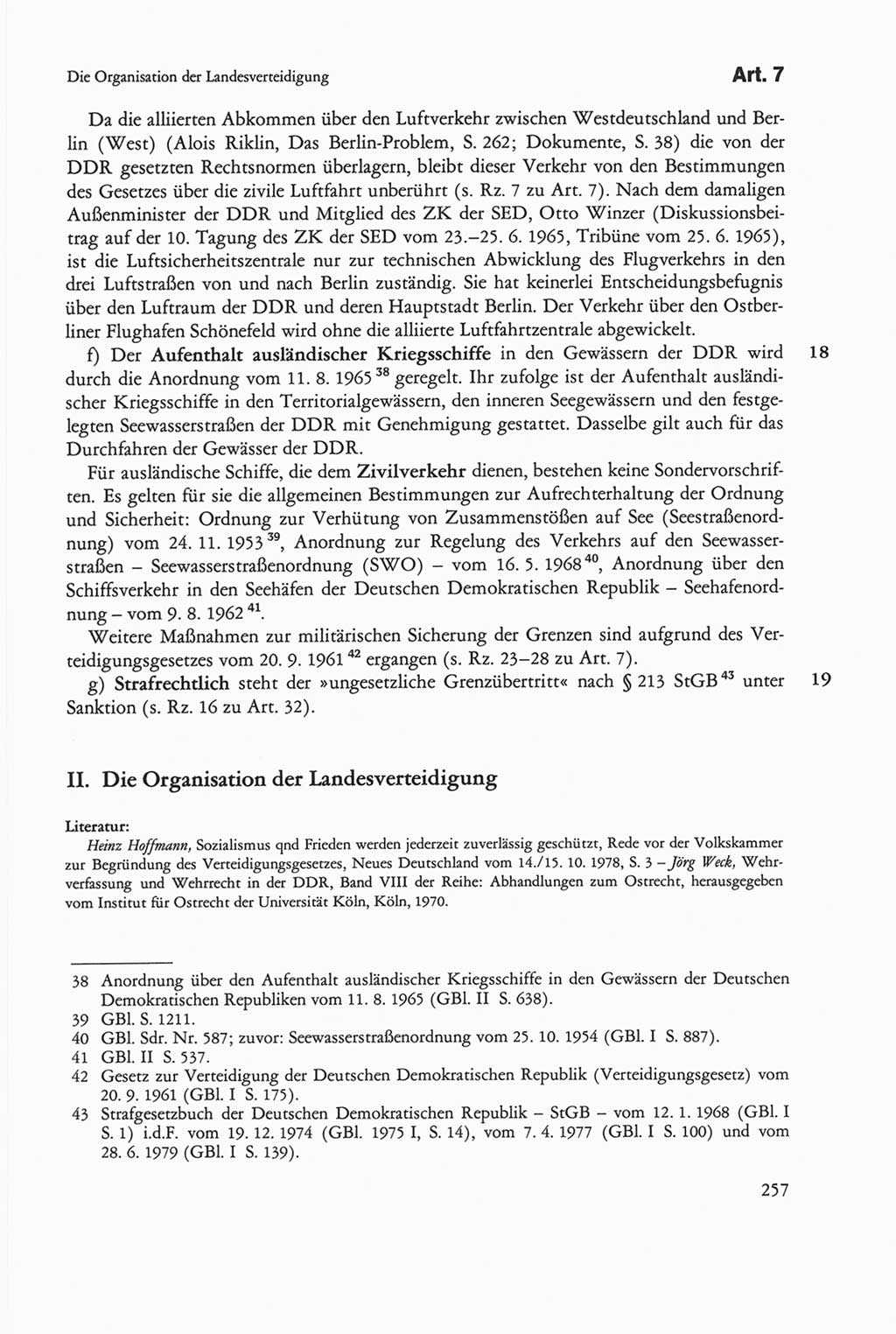 Die sozialistische Verfassung der Deutschen Demokratischen Republik (DDR), Kommentar 1982, Seite 257 (Soz. Verf. DDR Komm. 1982, S. 257)