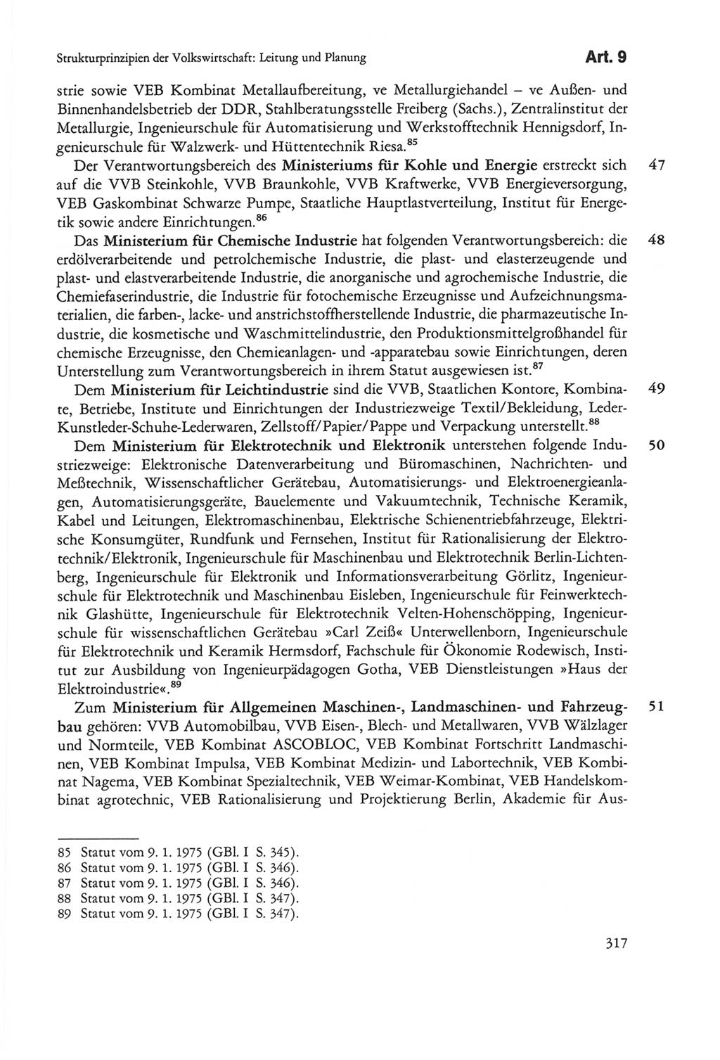 Die sozialistische Verfassung der Deutschen Demokratischen Republik (DDR), Kommentar 1982, Seite 317 (Soz. Verf. DDR Komm. 1982, S. 317)