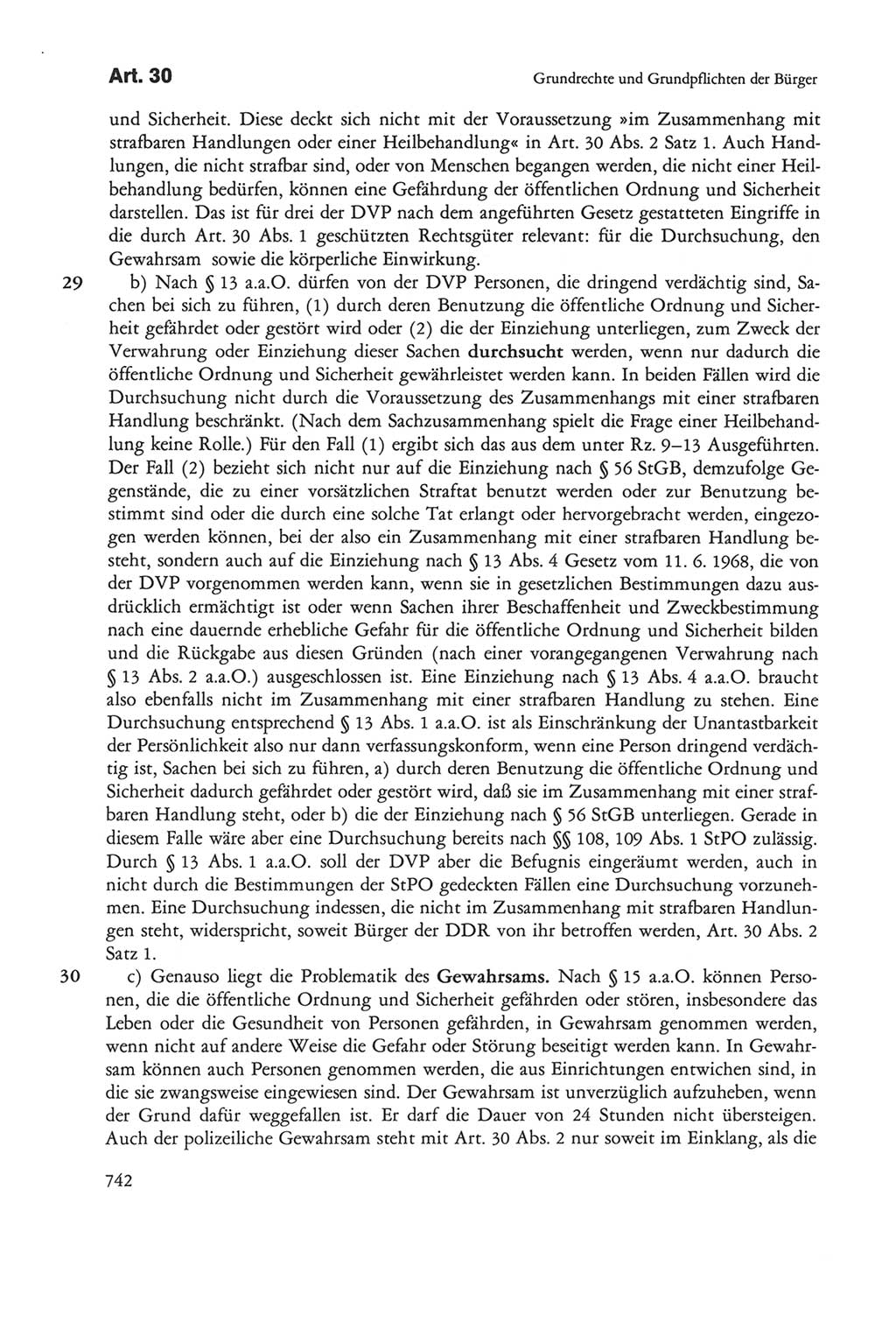 Die sozialistische Verfassung der Deutschen Demokratischen Republik (DDR), Kommentar 1982, Seite 742 (Soz. Verf. DDR Komm. 1982, S. 742)